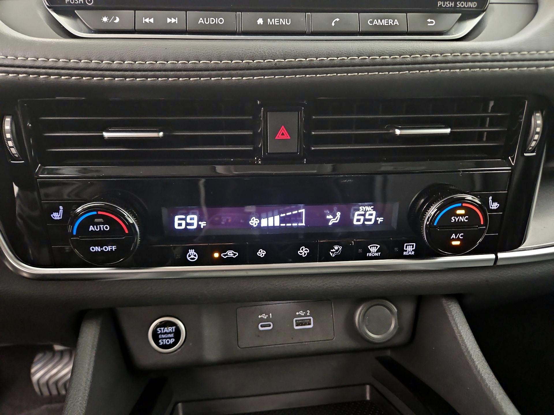 Thumbnail: 2021 Nissan Rogue - 16