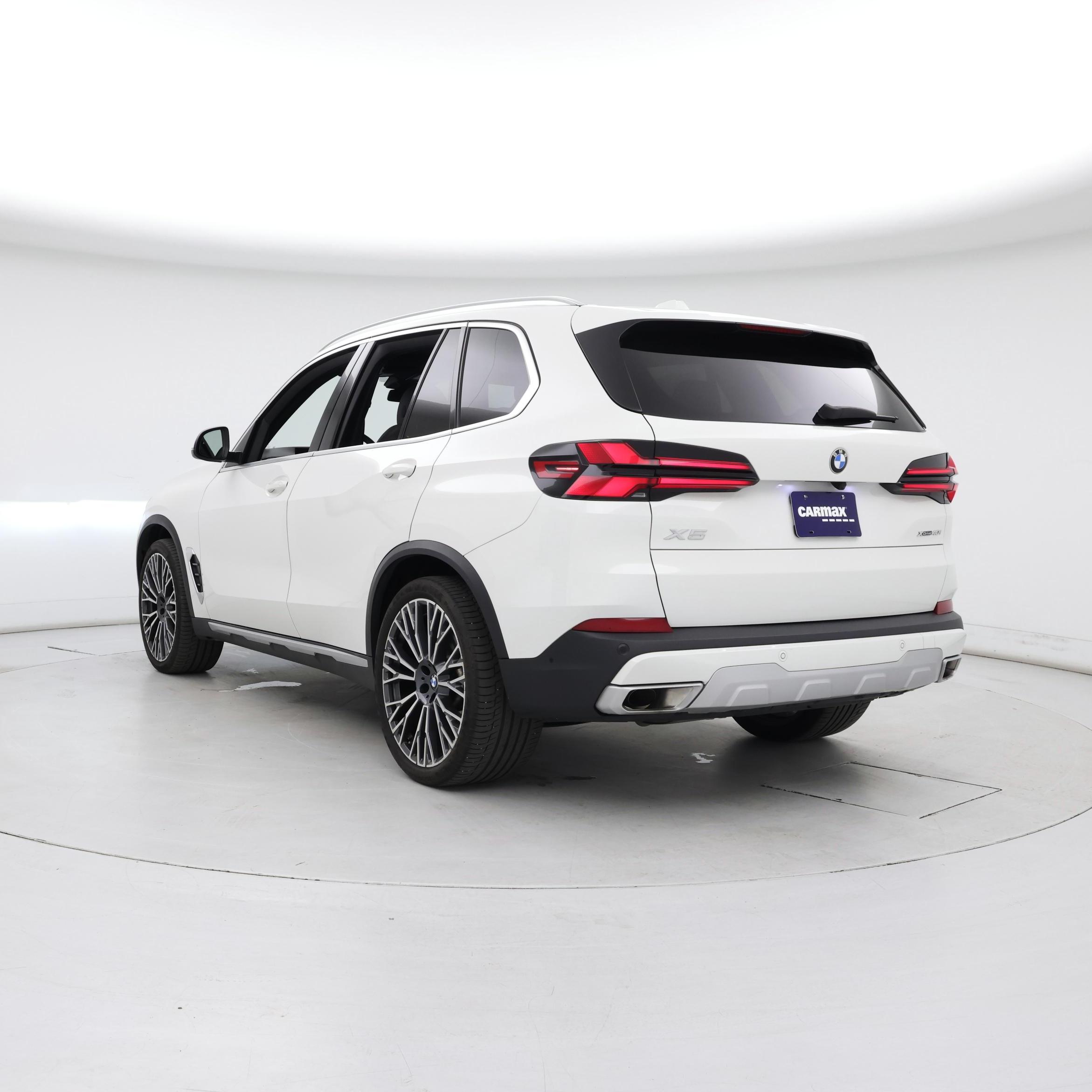 Thumbnail: 2024 BMW X5 - 2