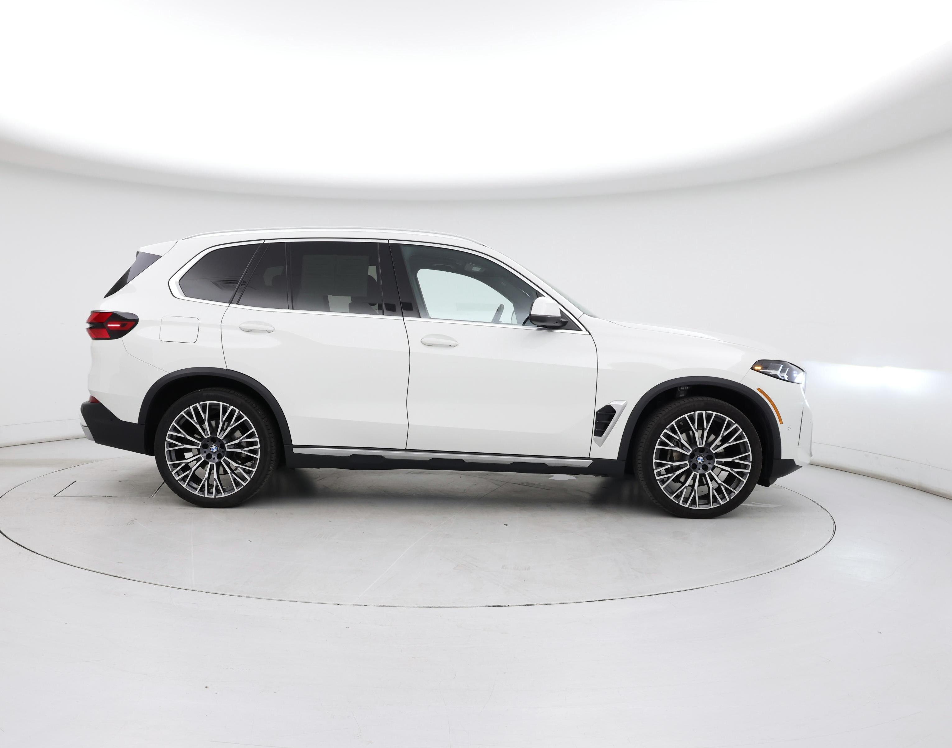 Thumbnail: 2024 BMW X5 - 7
