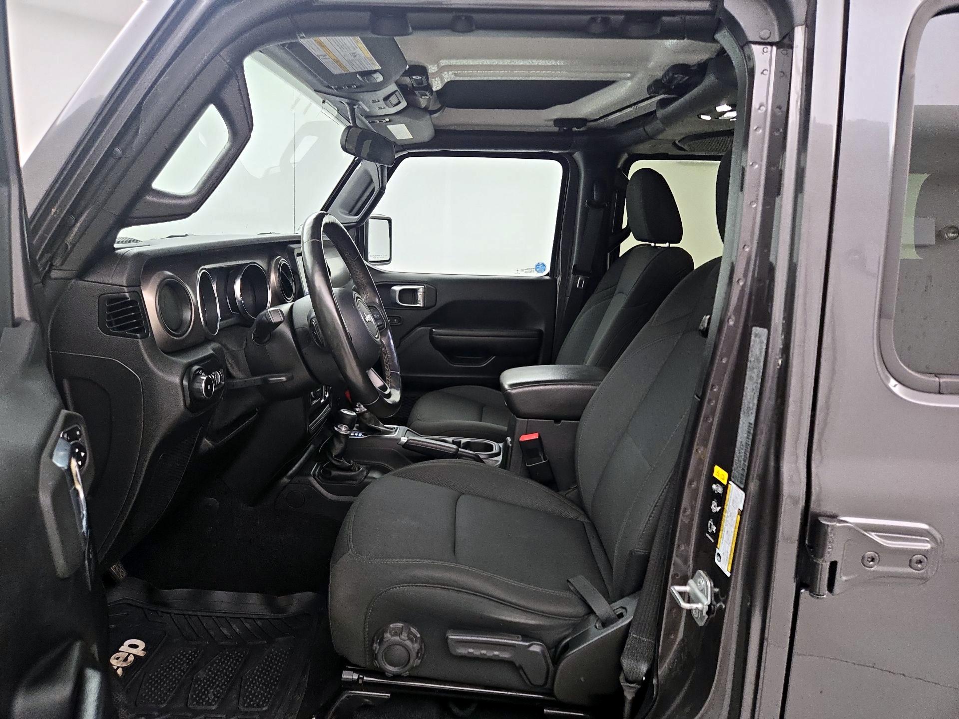 Thumbnail: 2020 Jeep Wrangler - 11
