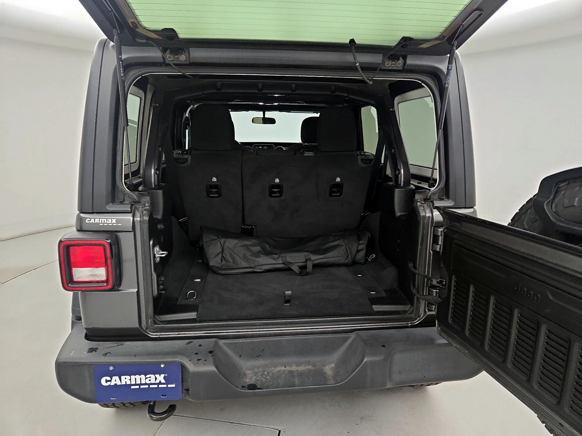 Thumbnail: 2020 Jeep Wrangler - 20