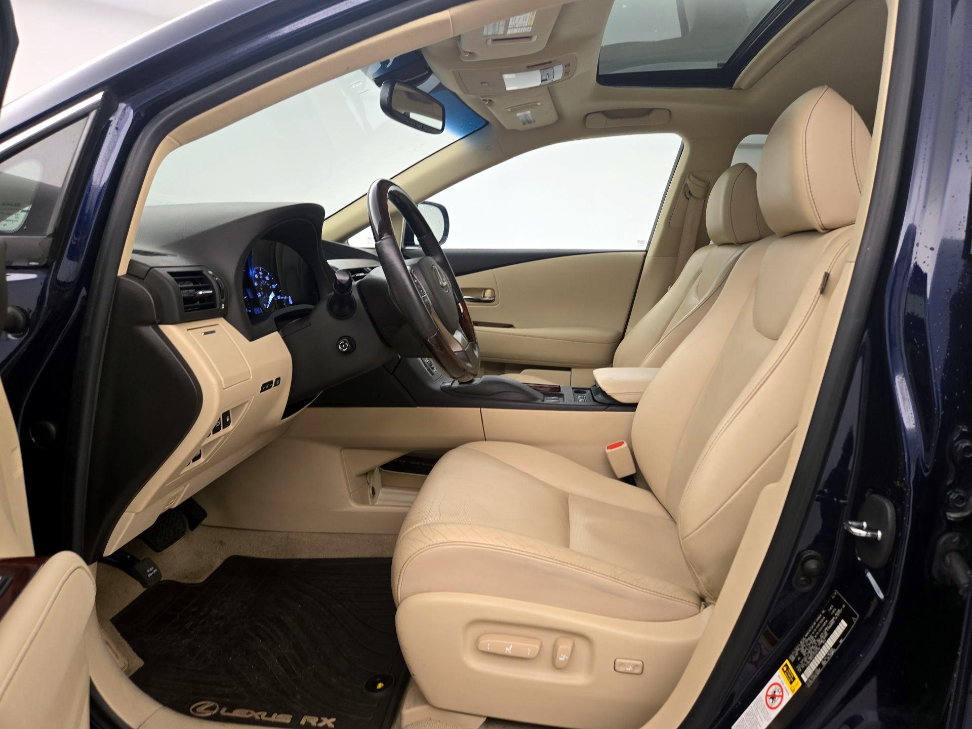 Thumbnail: 2015 Lexus RX - 11