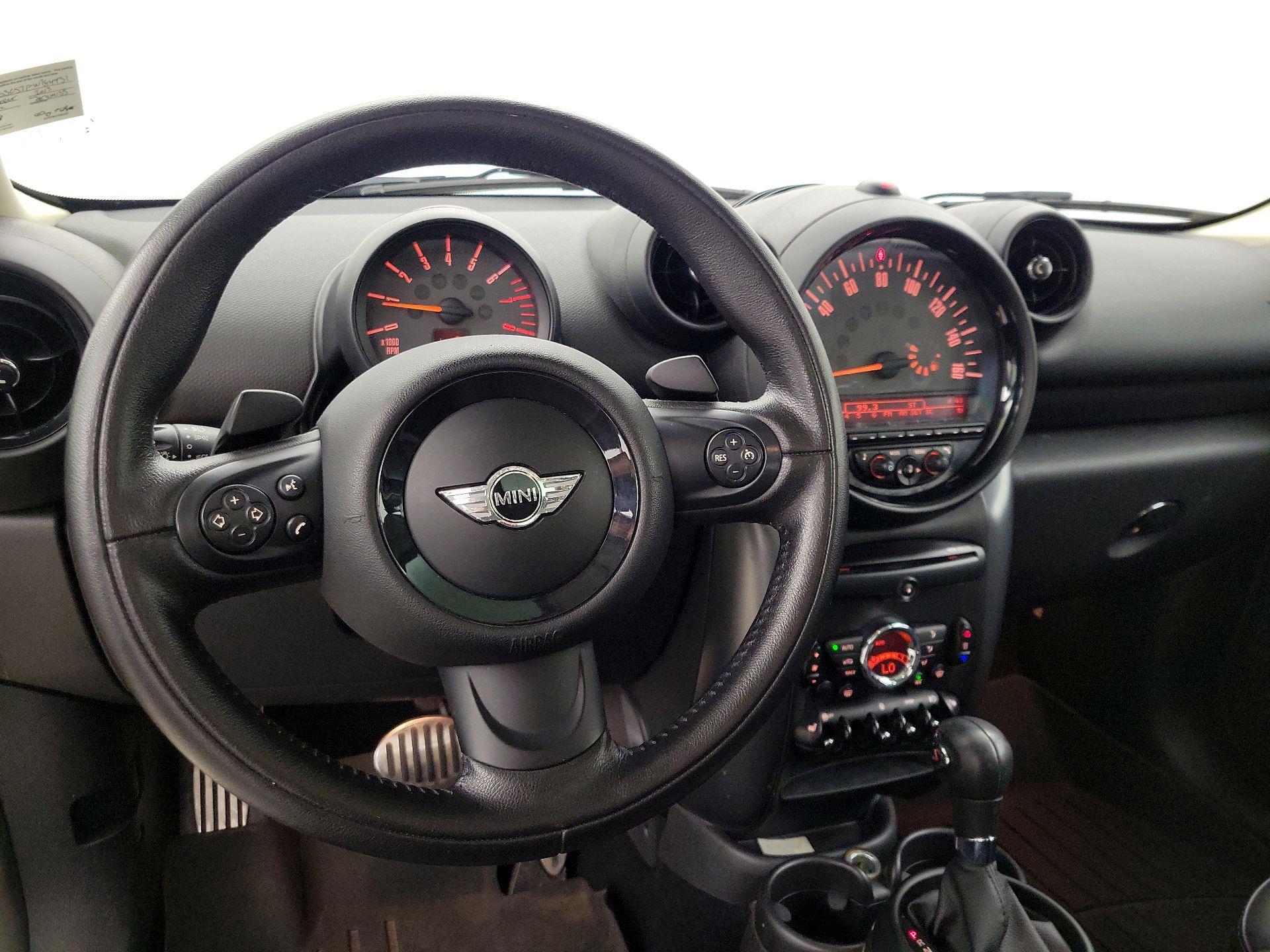 Thumbnail: 2015 MINI Cooper Paceman - 10