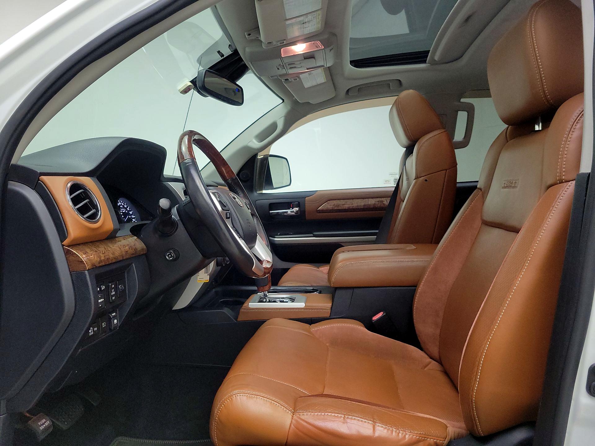 Thumbnail: 2018 Toyota Tundra - 11