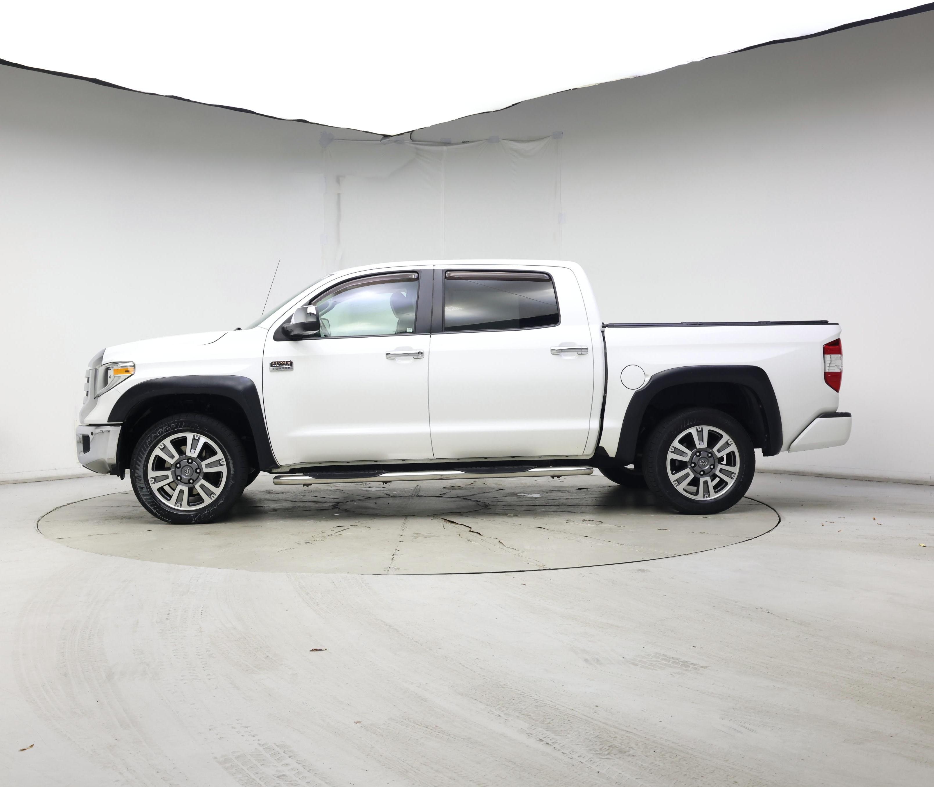 Thumbnail: 2018 Toyota Tundra - 3