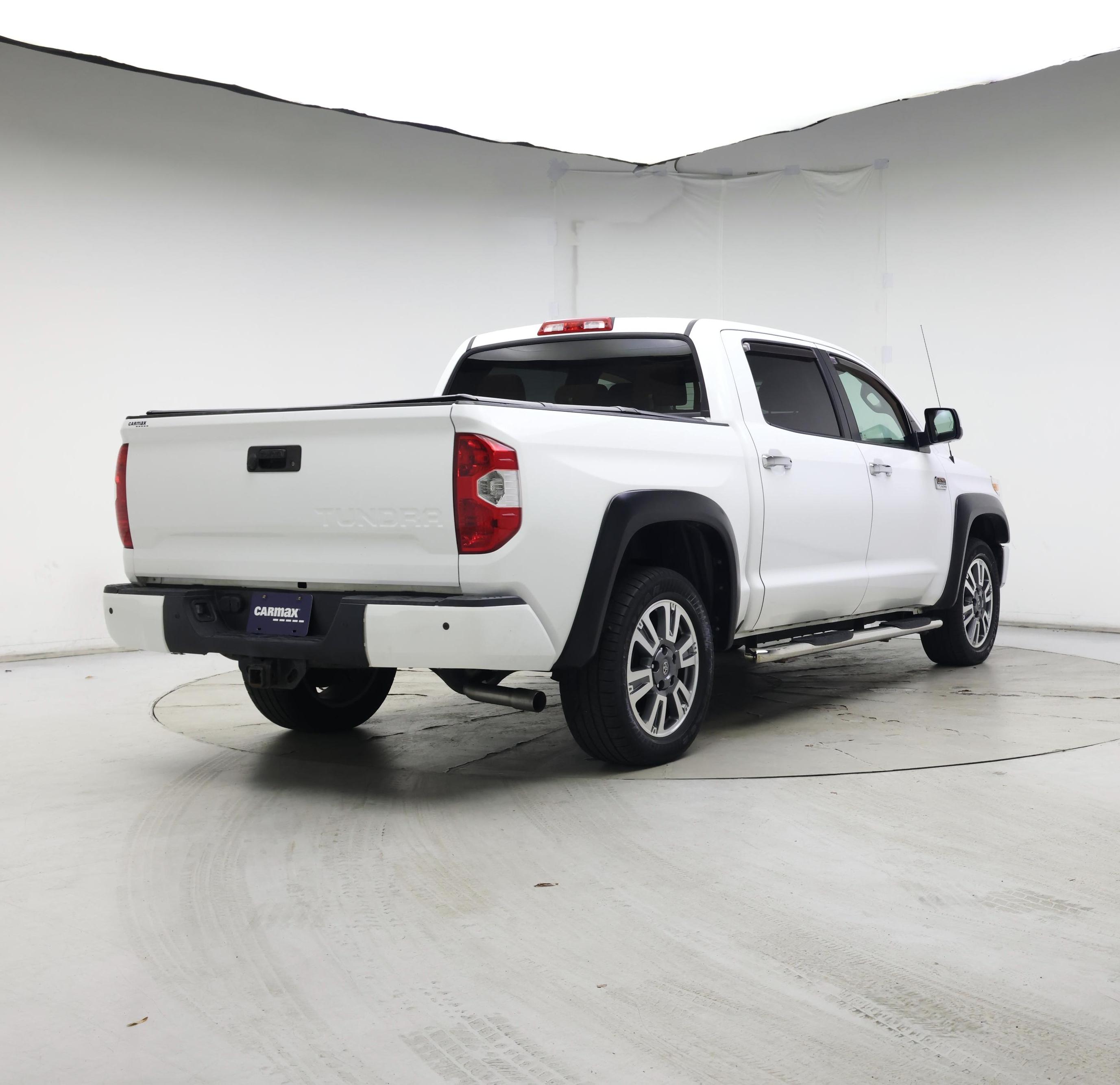 Thumbnail: 2018 Toyota Tundra - 8