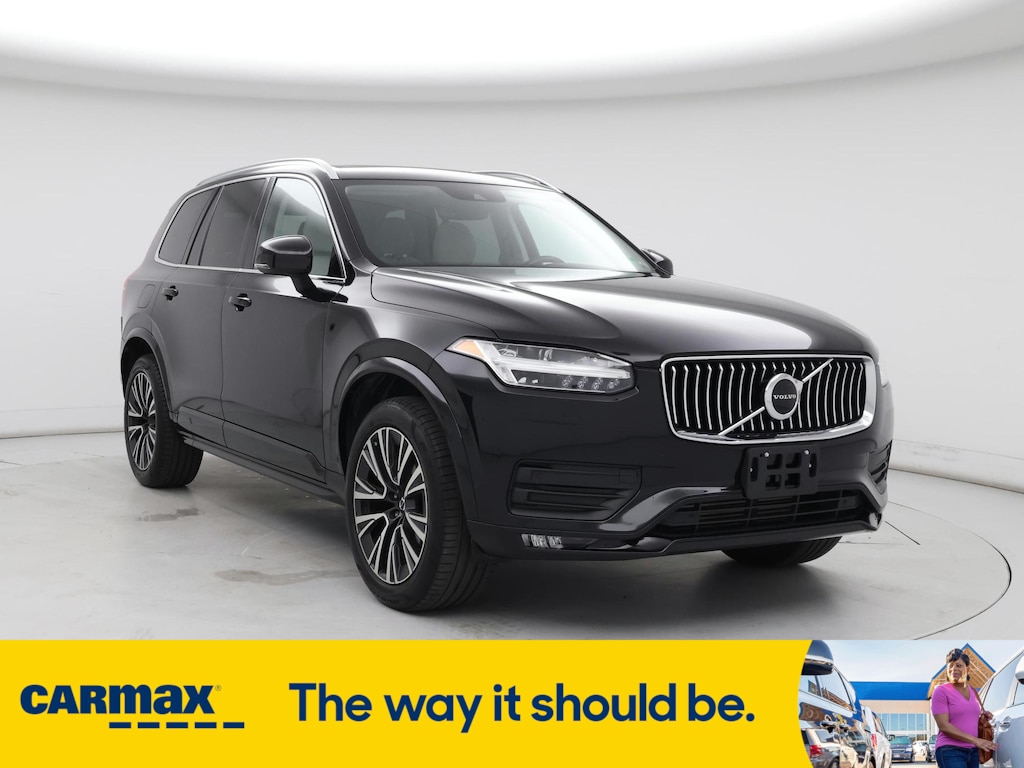 2020 Volvo XC90 T6 Momentum