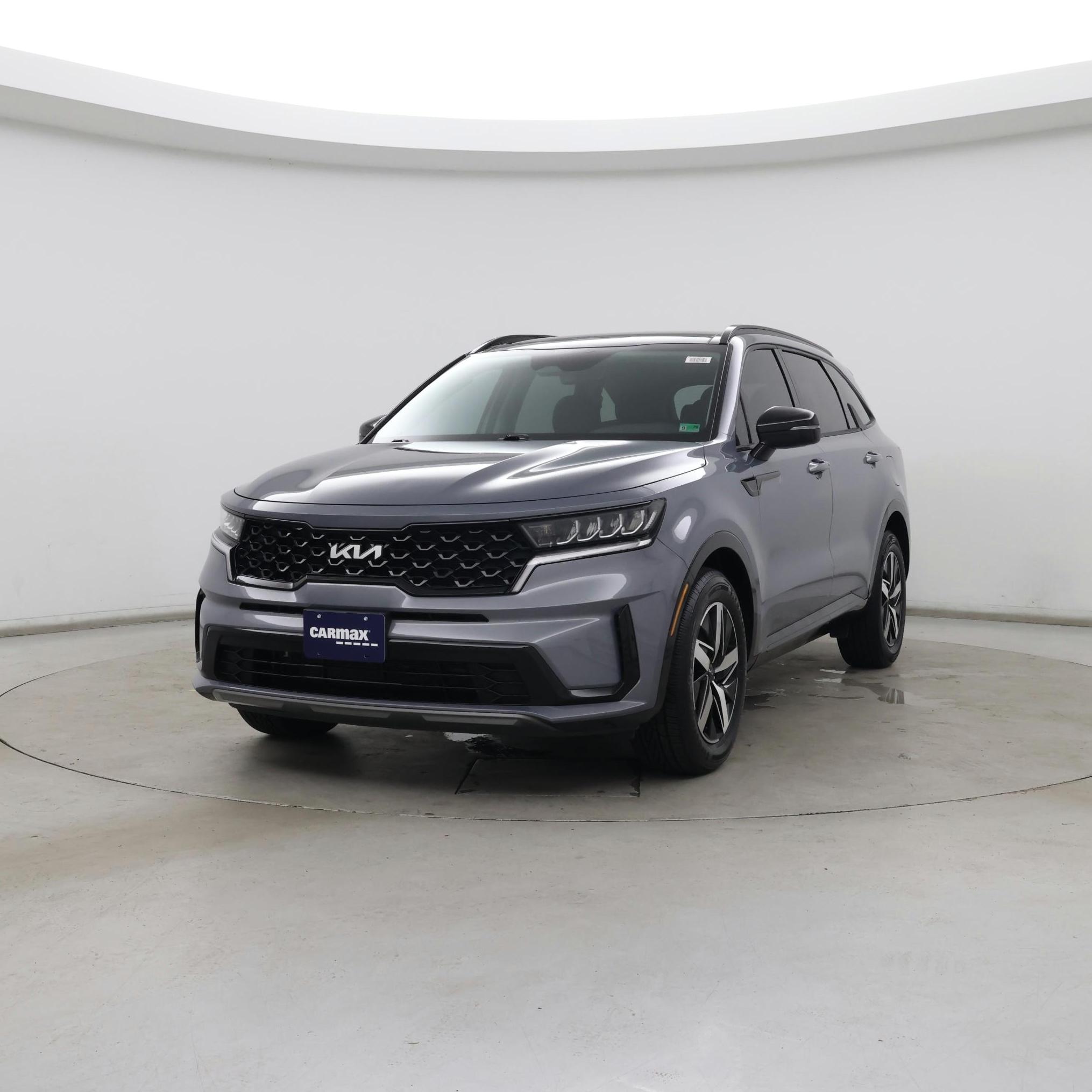 Thumbnail: 2023 Kia Sorento - 4