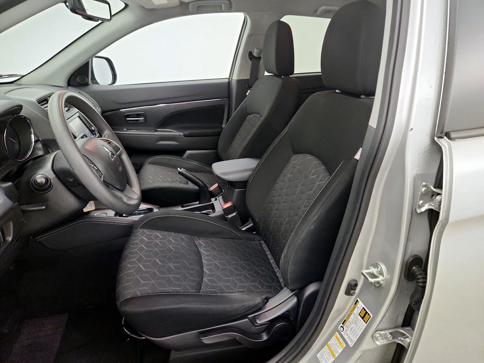 Thumbnail: 2021 Mitsubishi Outlander Sport - 11