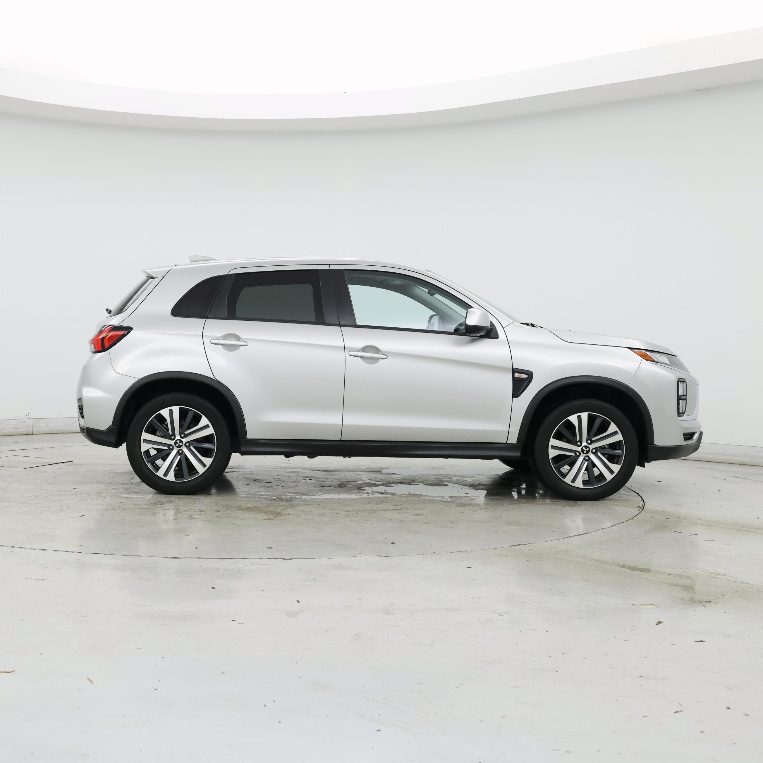 Thumbnail: 2021 Mitsubishi Outlander Sport - 7
