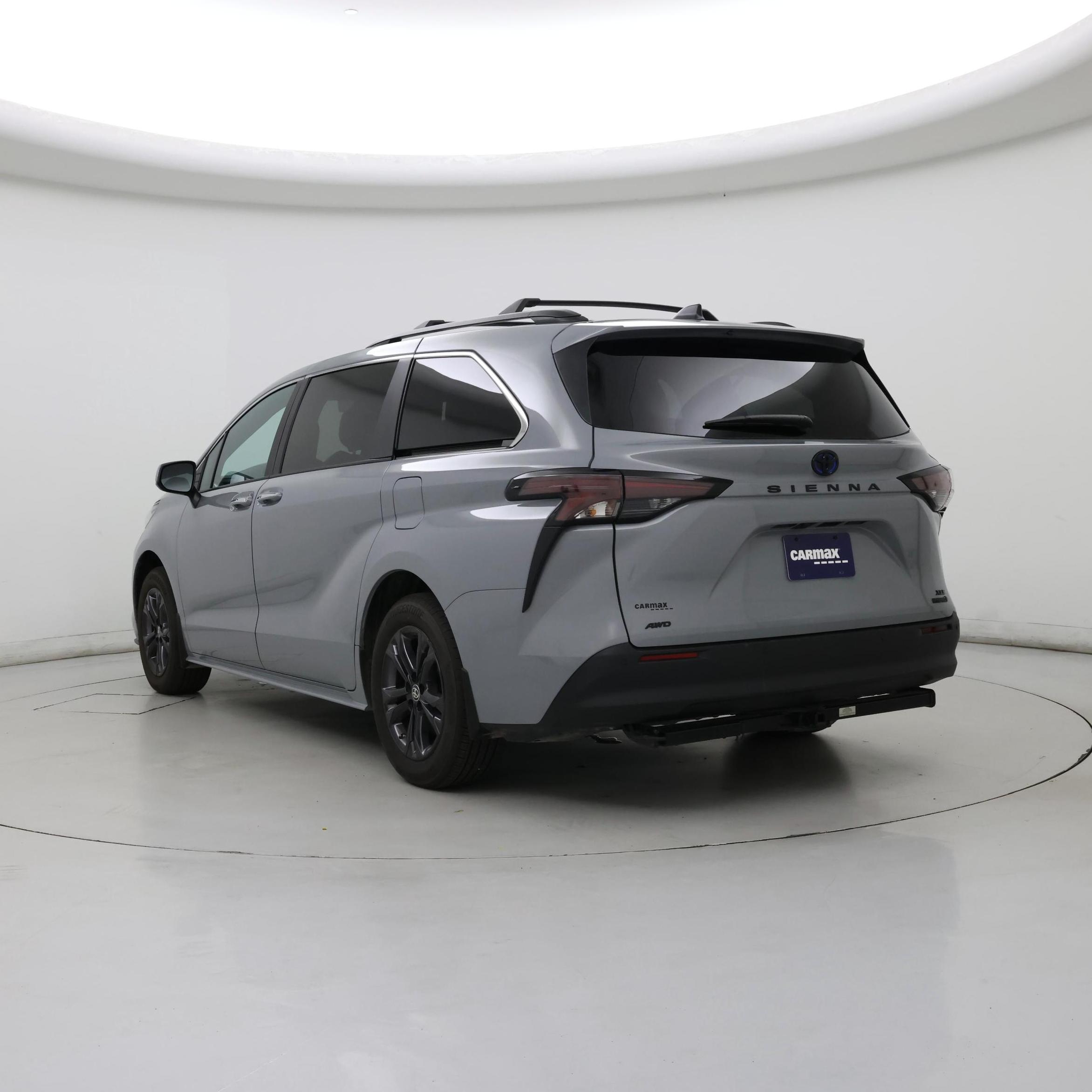 Thumbnail: 2024 Toyota Sienna - 2