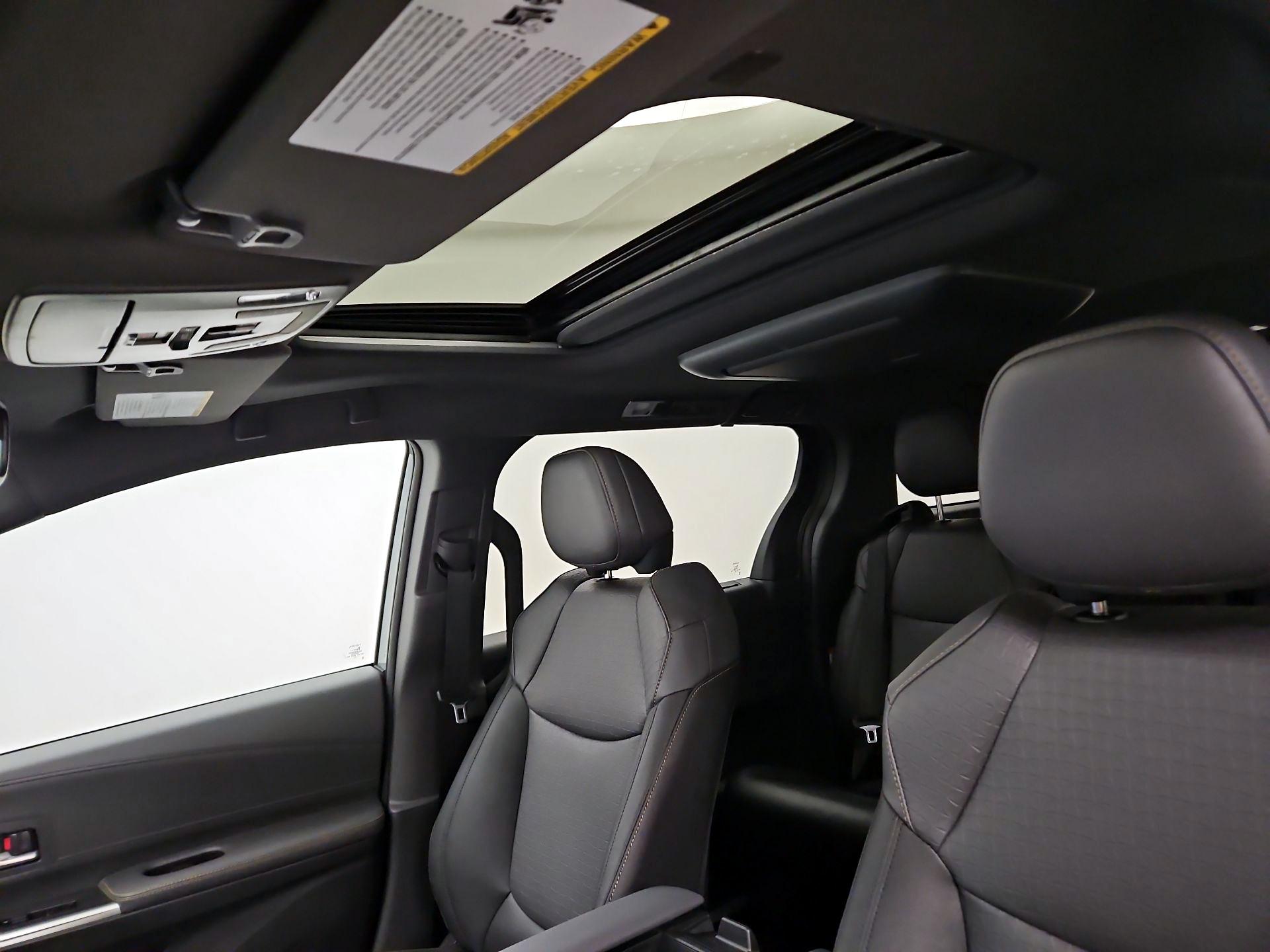 Thumbnail: 2024 Toyota Sienna - 20