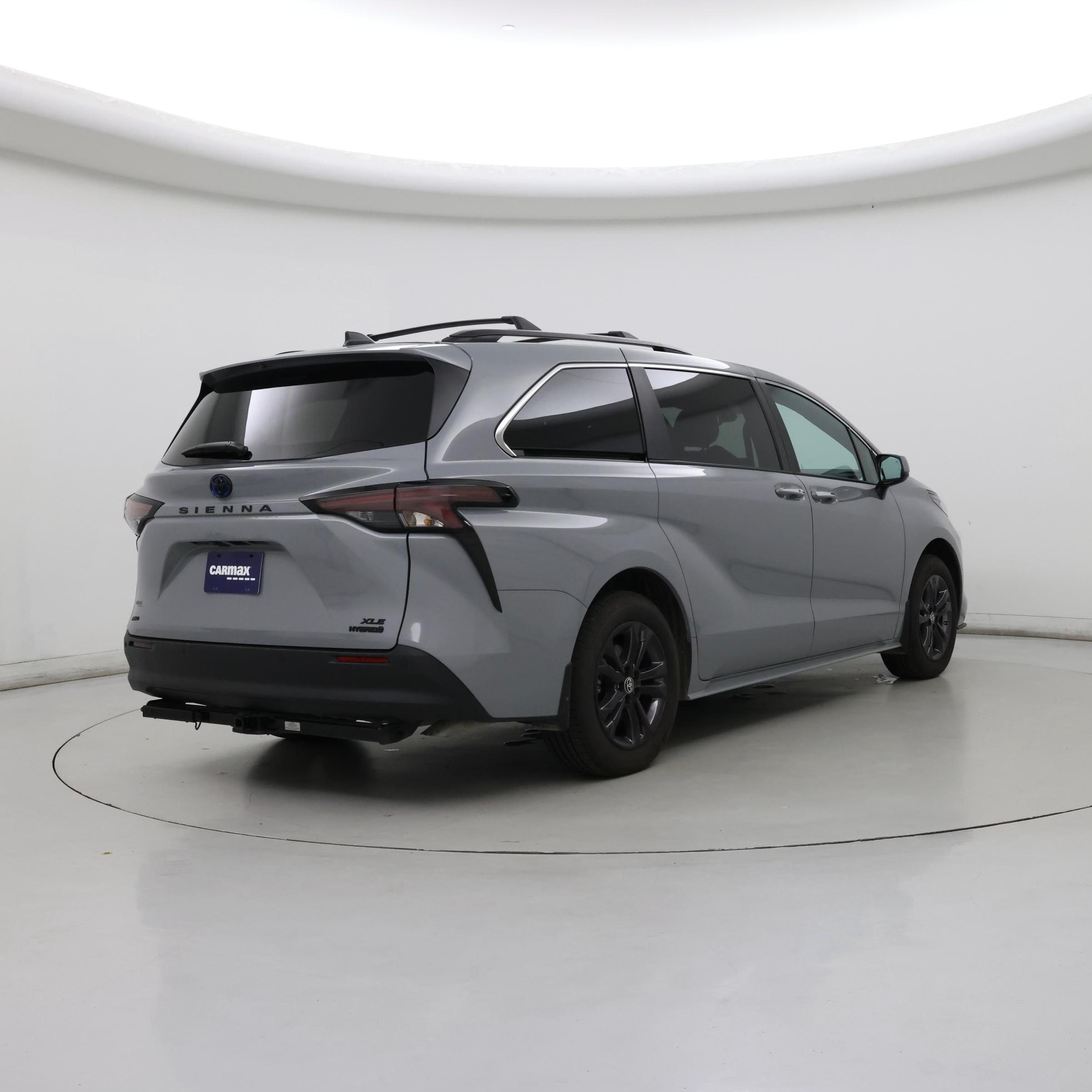 Thumbnail: 2024 Toyota Sienna - 8