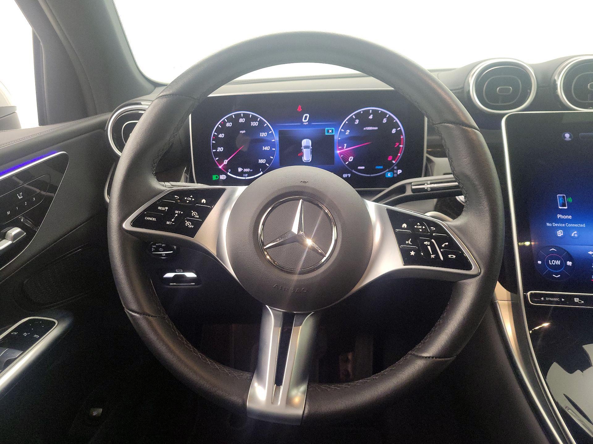 Thumbnail: 2024 Mercedes-Benz GLC - 10