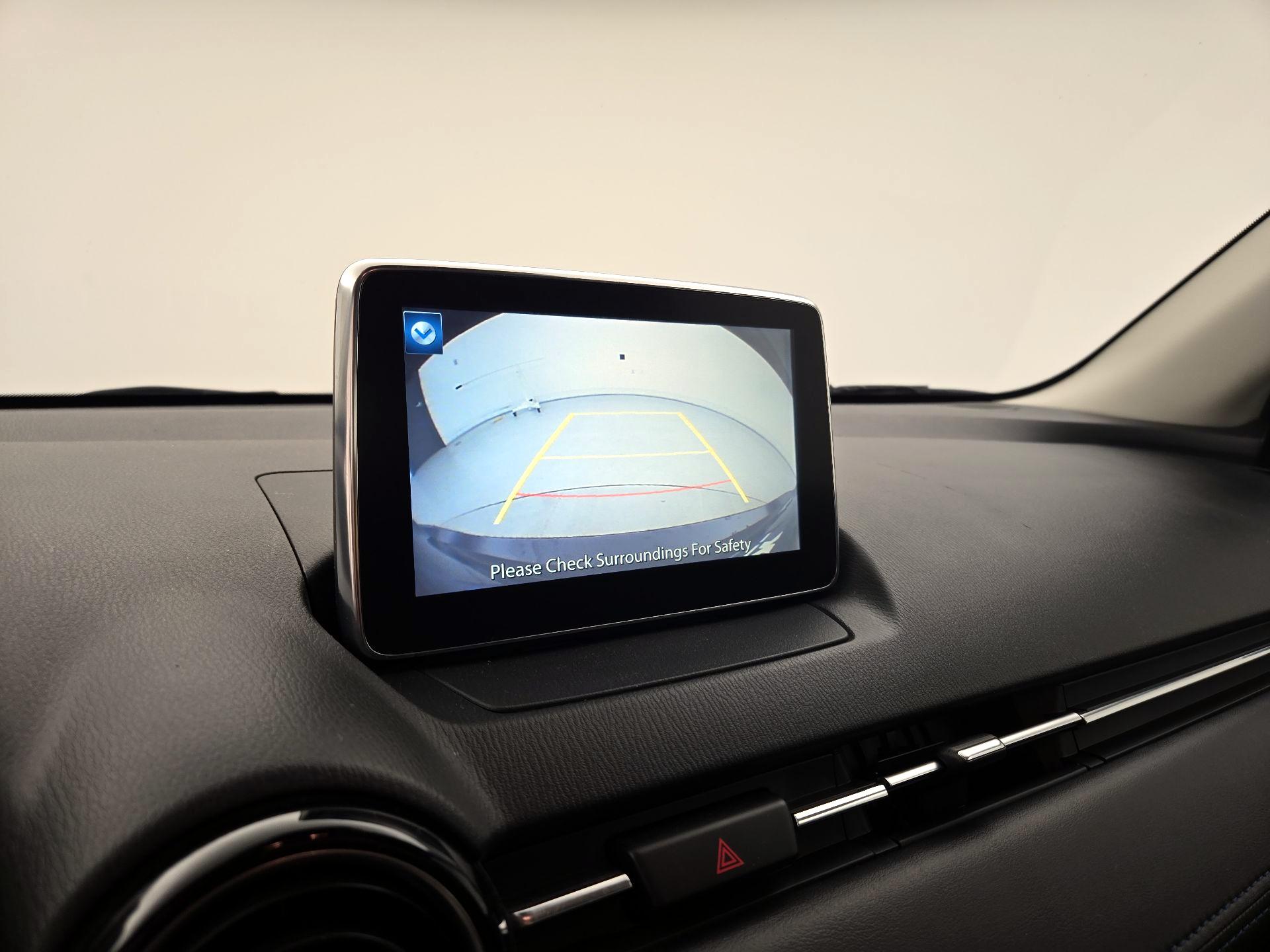Thumbnail: 2017 Toyota Yaris iA - 14