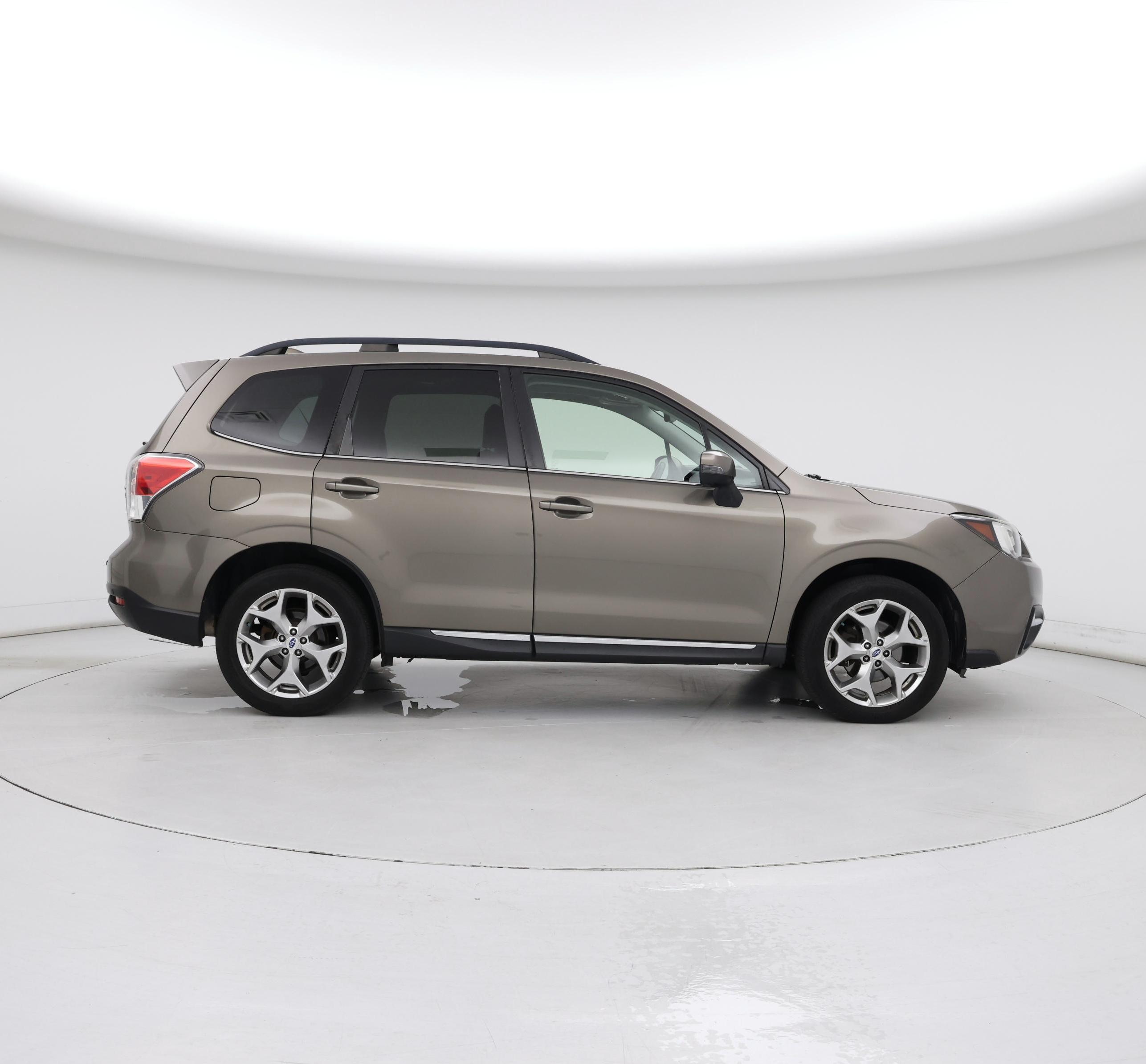 Thumbnail: 2017 Subaru Forester - 7