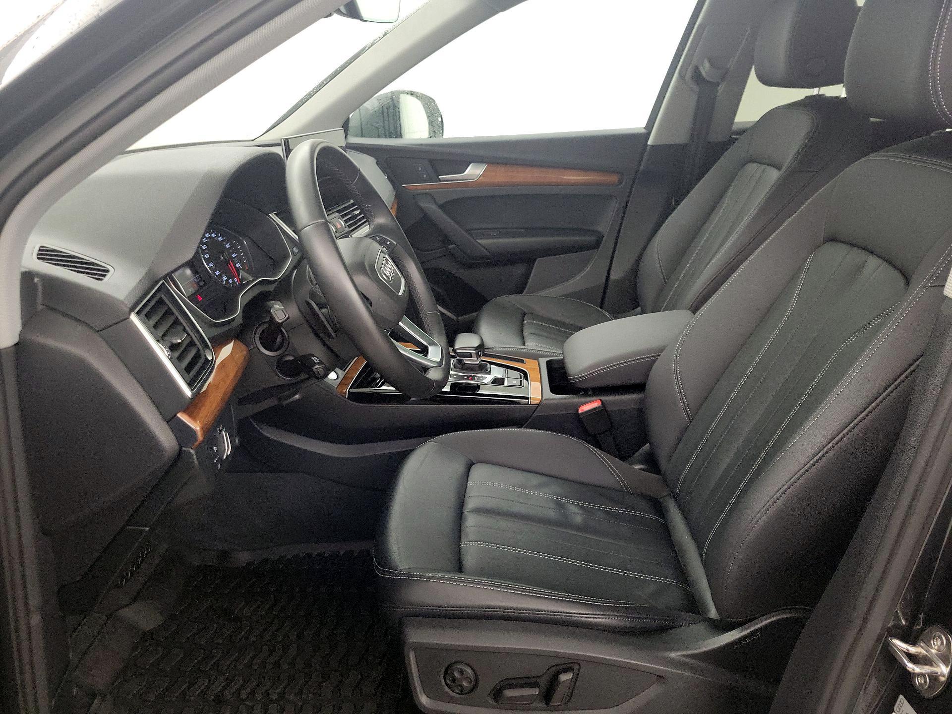 Thumbnail: 2021 Audi Q5 - 11