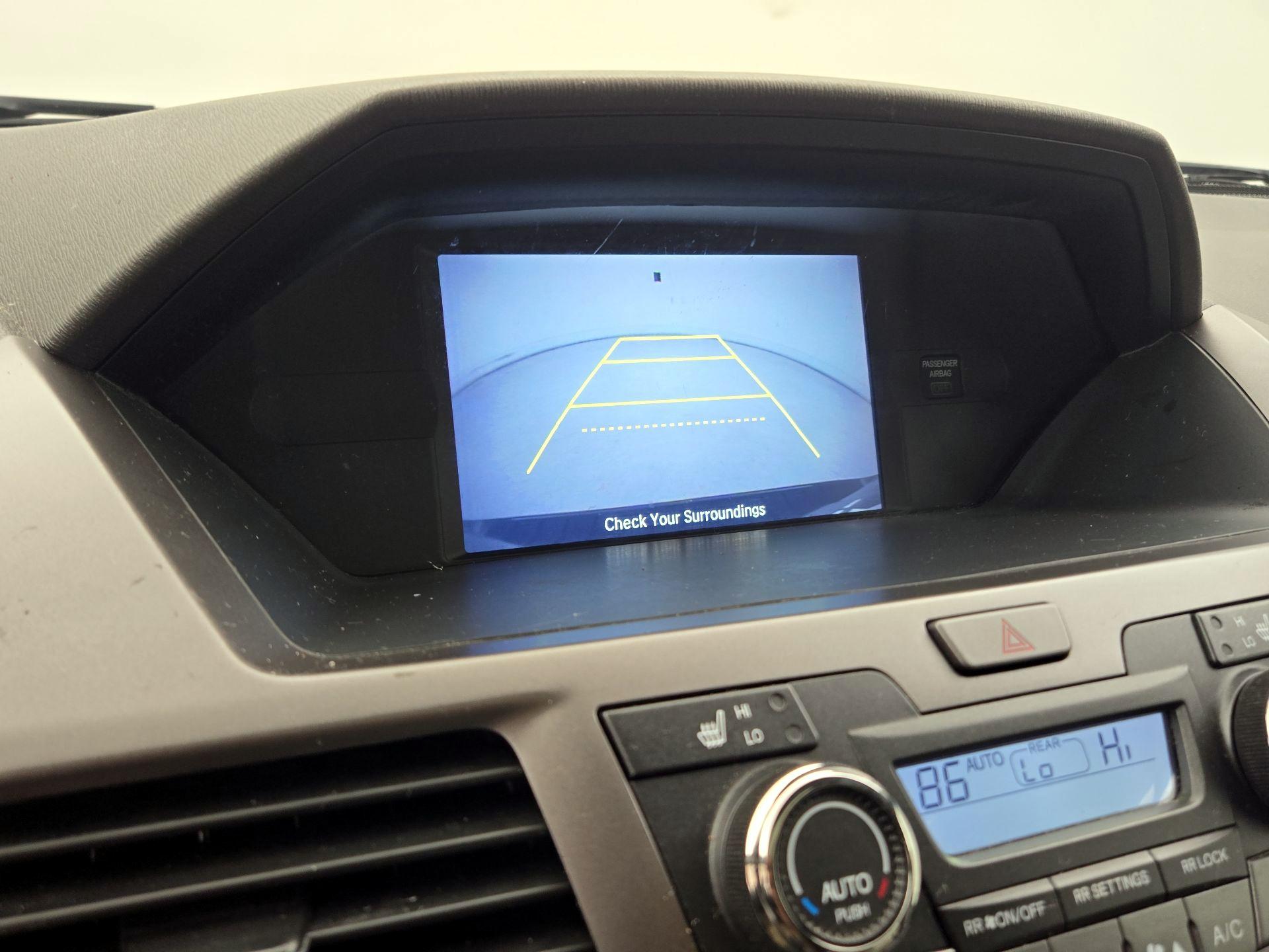 Thumbnail: 2015 Honda Odyssey - 14