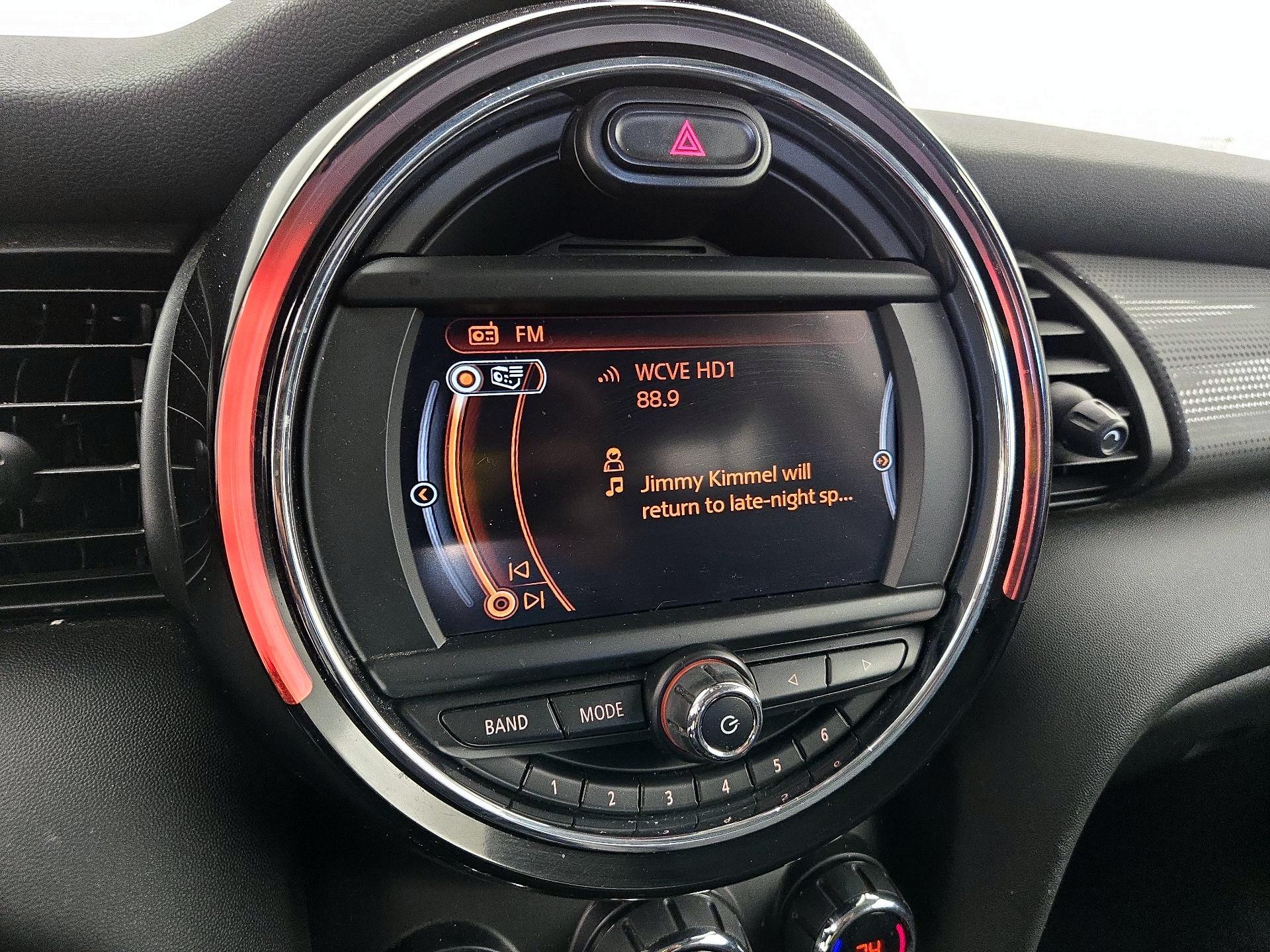 Thumbnail: 2015 MINI Cooper Hardtop - 15