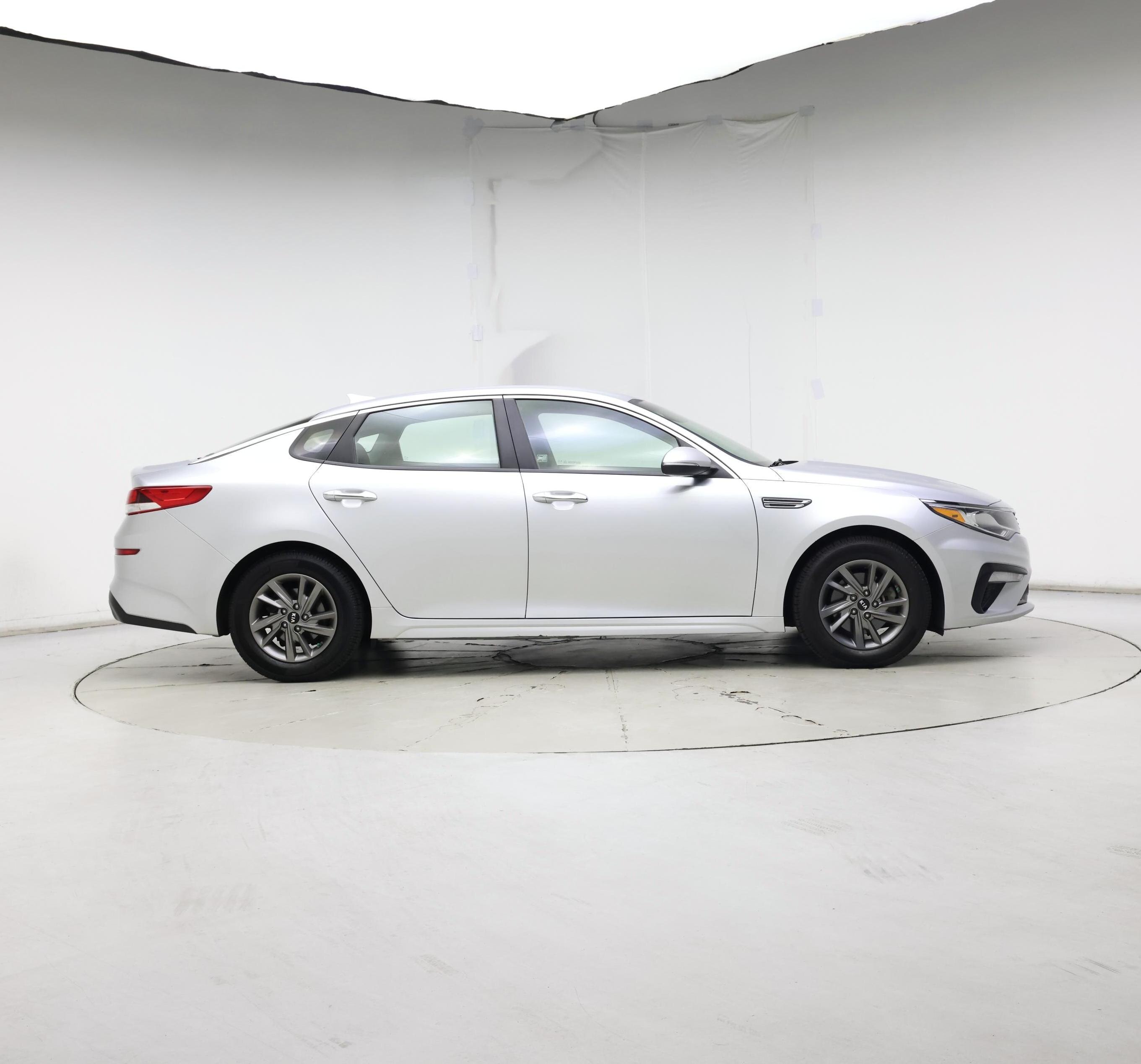 Thumbnail: 2020 Kia Optima - 7