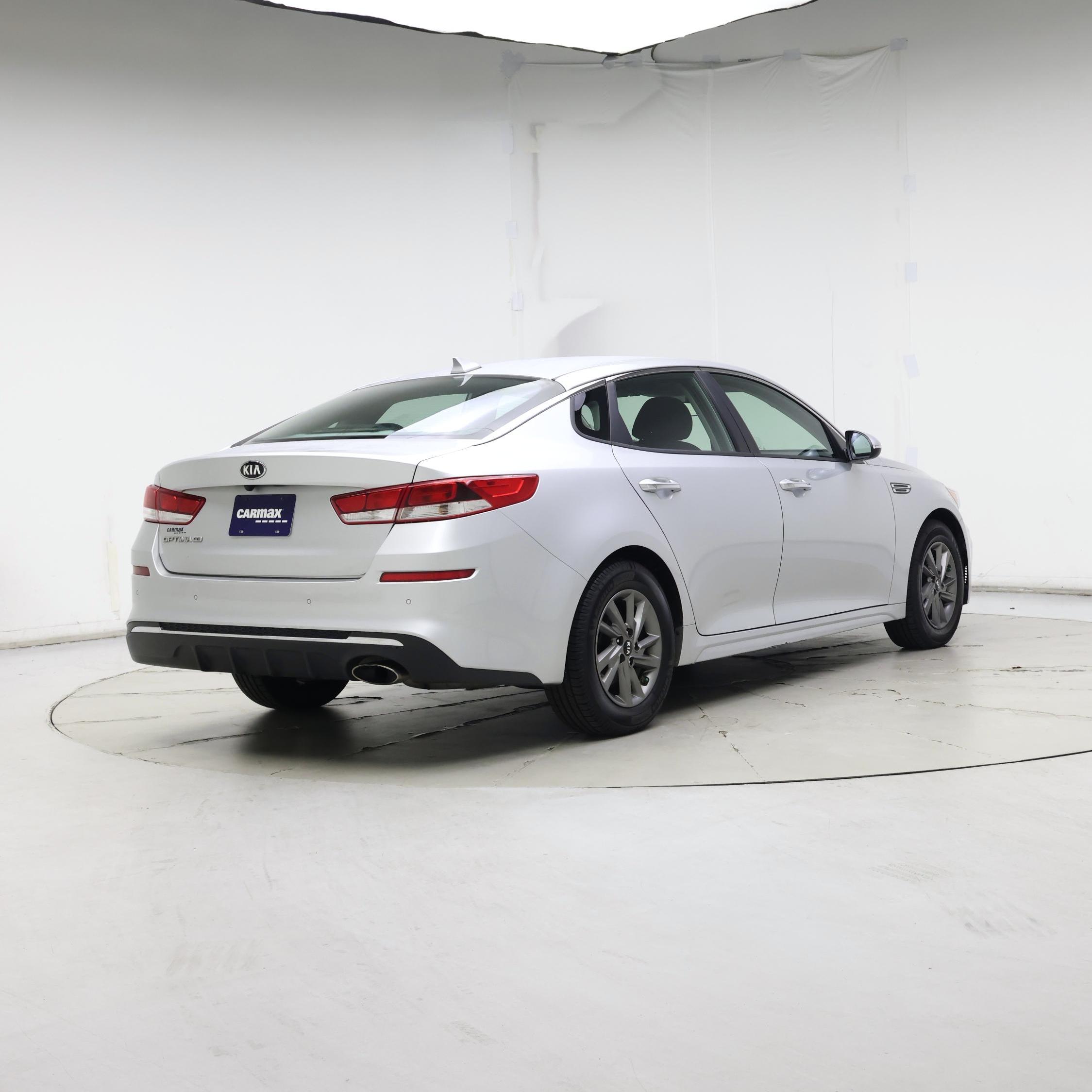 Thumbnail: 2020 Kia Optima - 8