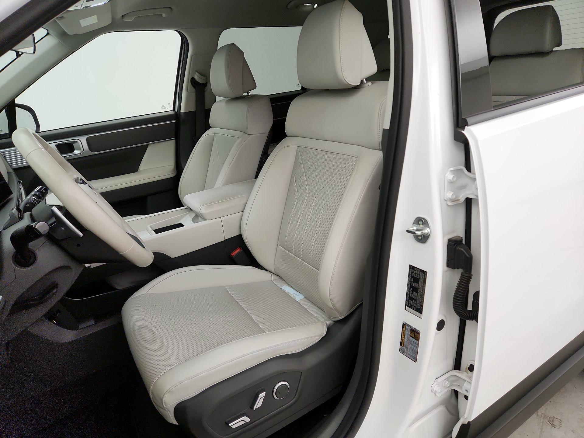 Thumbnail: 2024 Hyundai Santa Fe - 11
