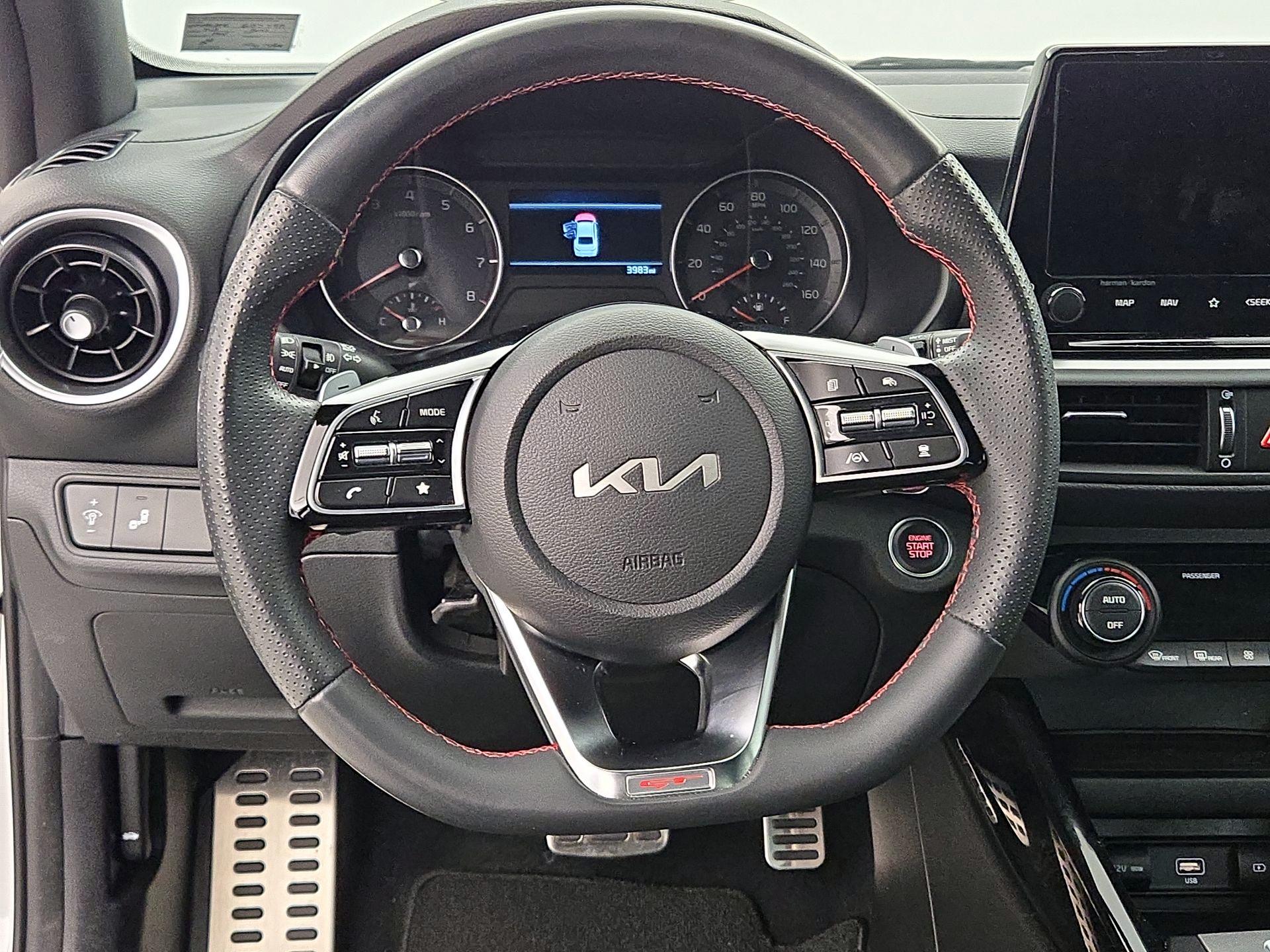 Thumbnail: 2023 Kia Forte - 10