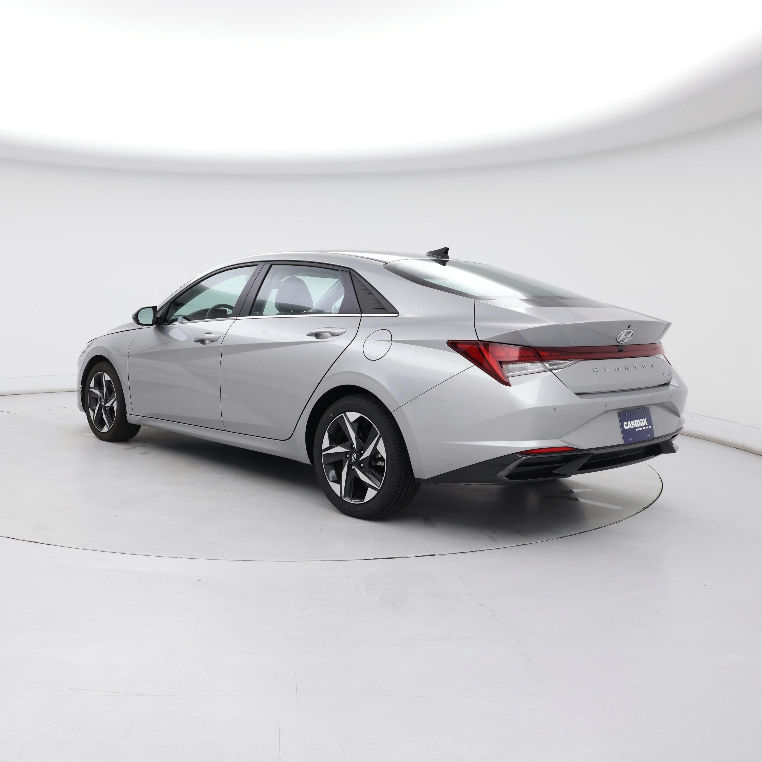 Thumbnail: 2023 Hyundai Elantra - 2