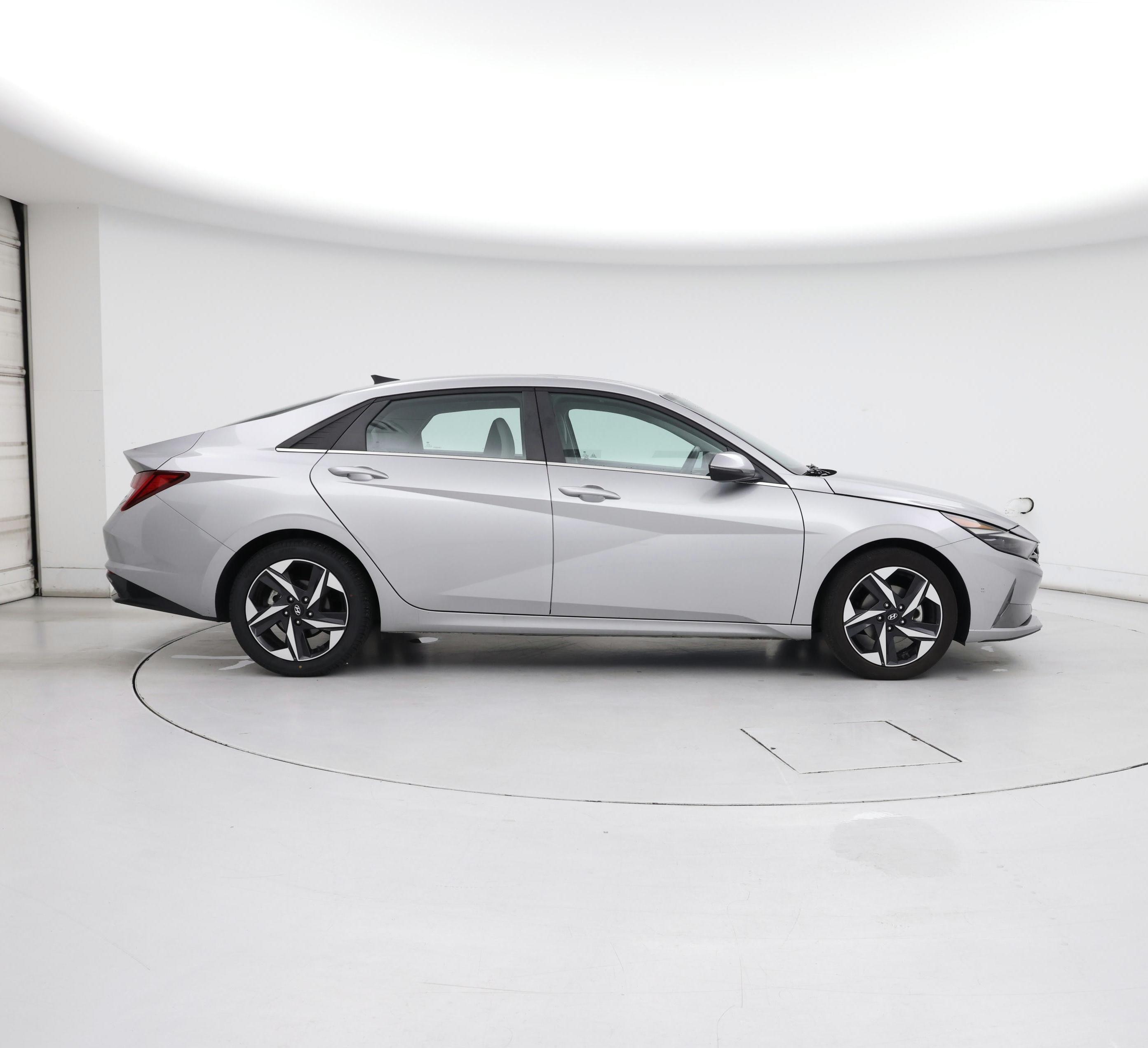 Thumbnail: 2023 Hyundai Elantra - 7
