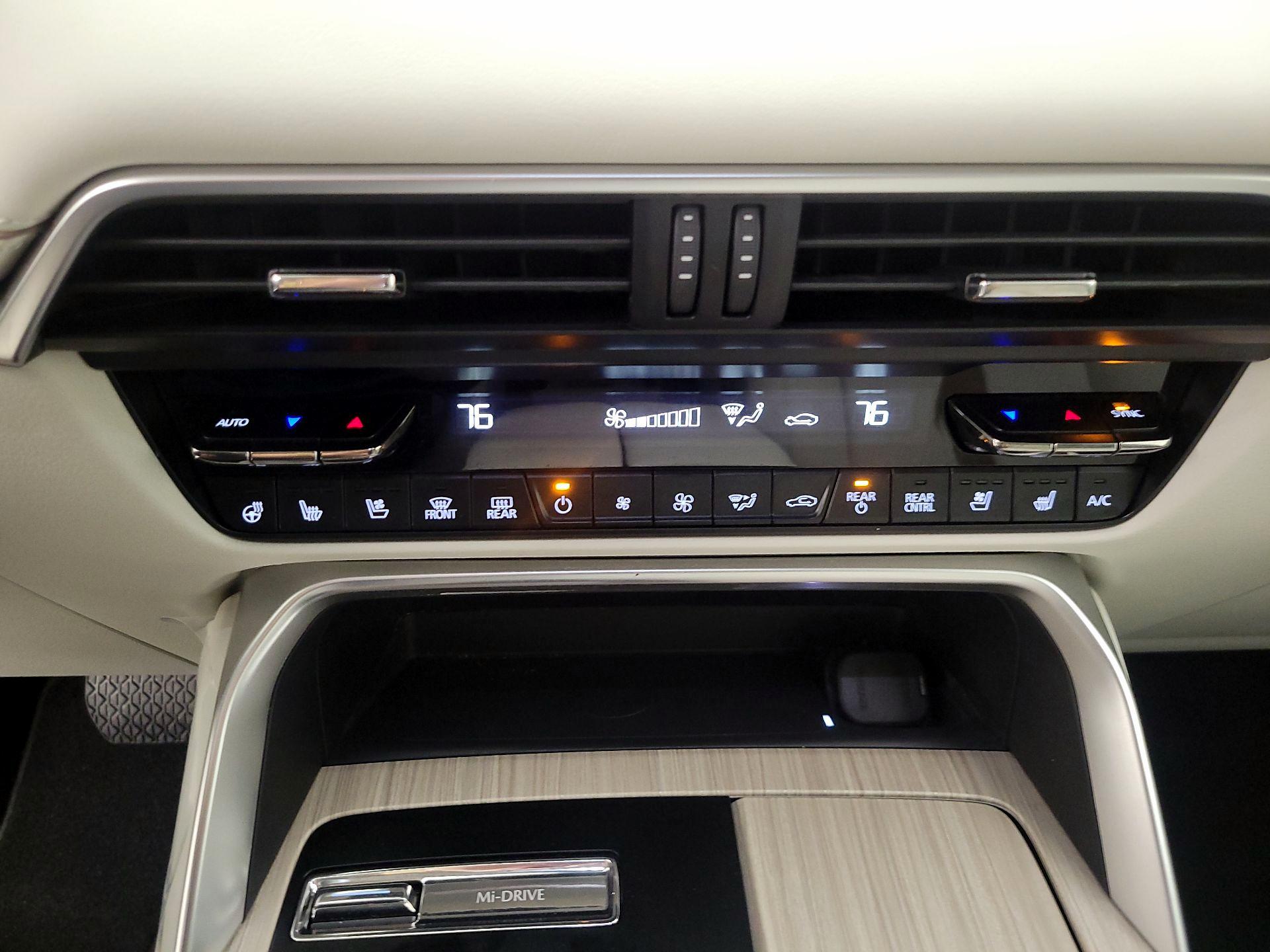 Thumbnail: 2024 Mazda CX-90 - 17