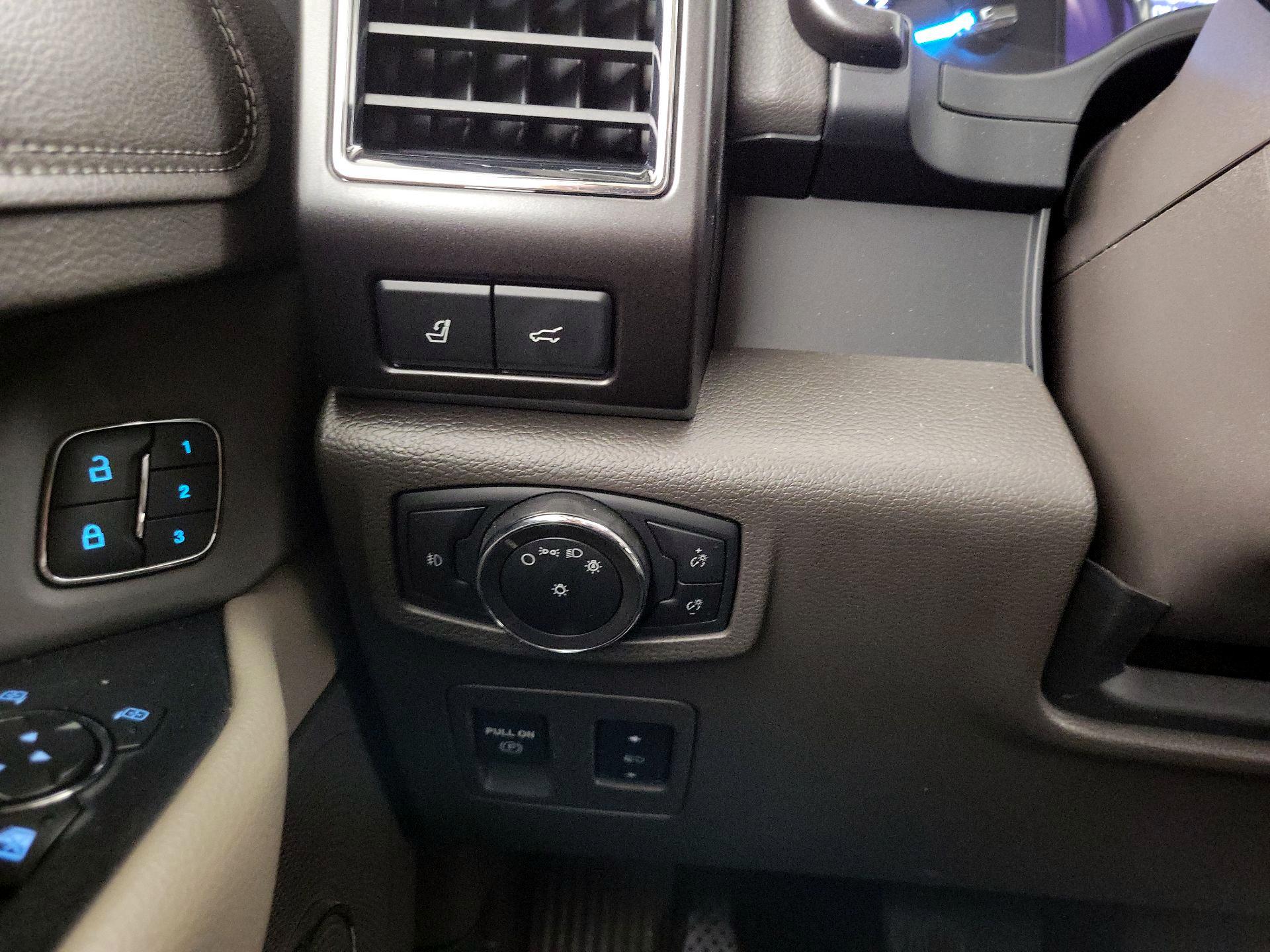 Thumbnail: 2021 Ford Expedition - 13