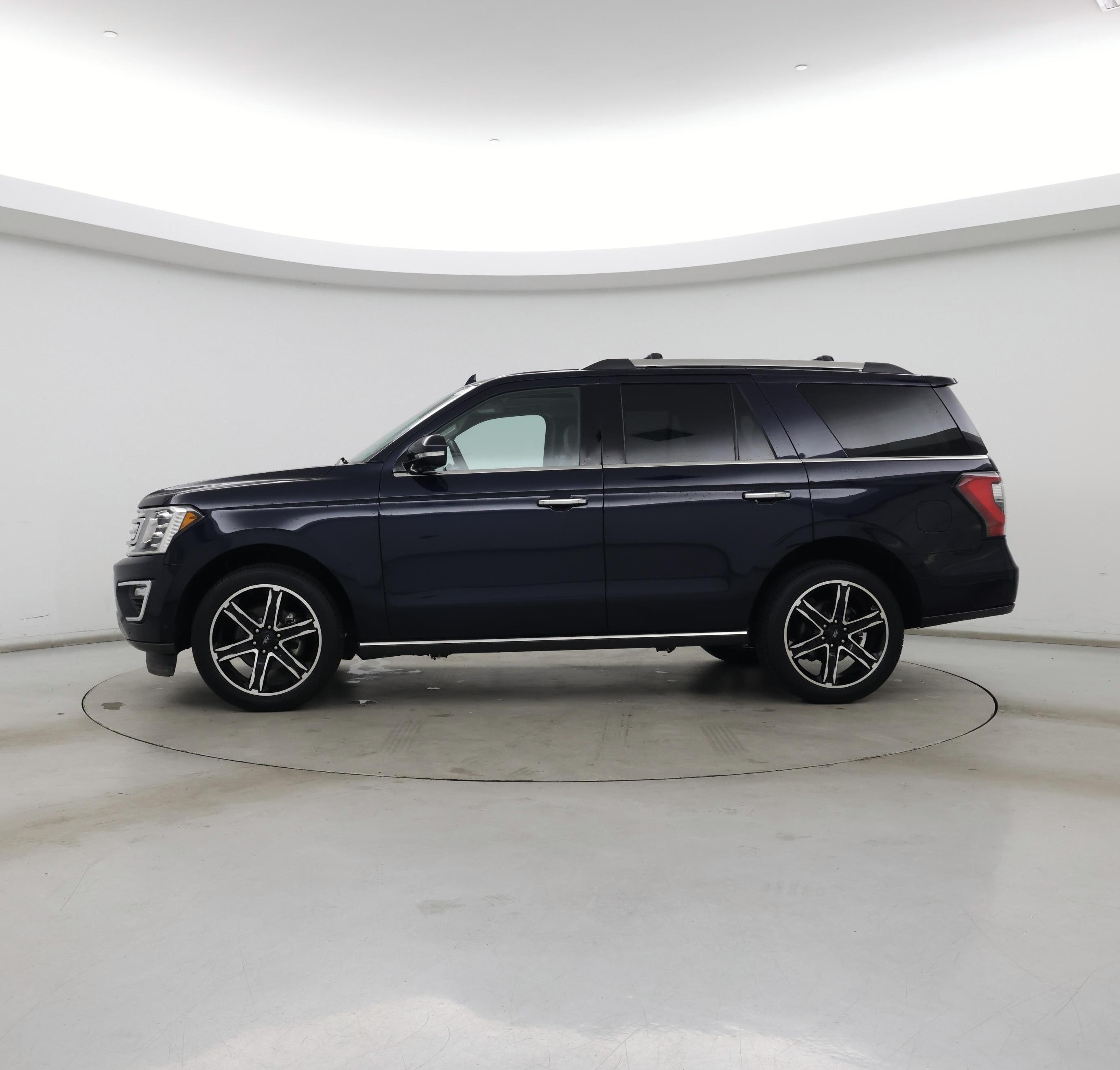 Thumbnail: 2021 Ford Expedition - 3