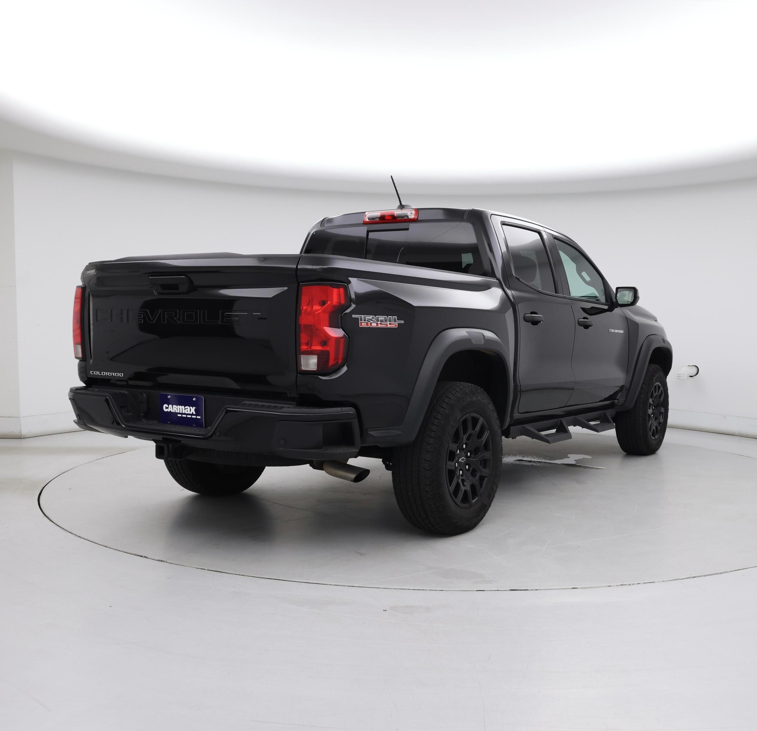 Thumbnail: 2024 Chevrolet Colorado - 8