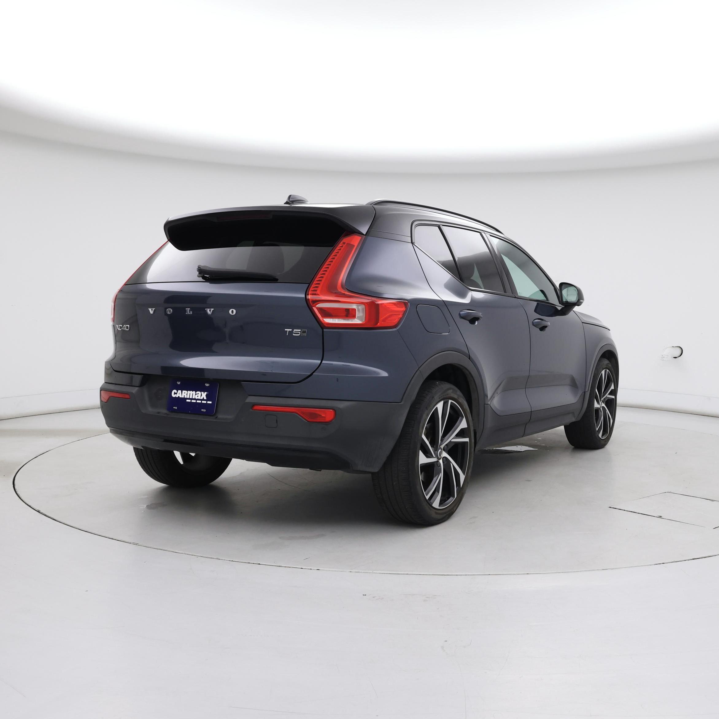 Thumbnail: 2022 Volvo XC40 - 8