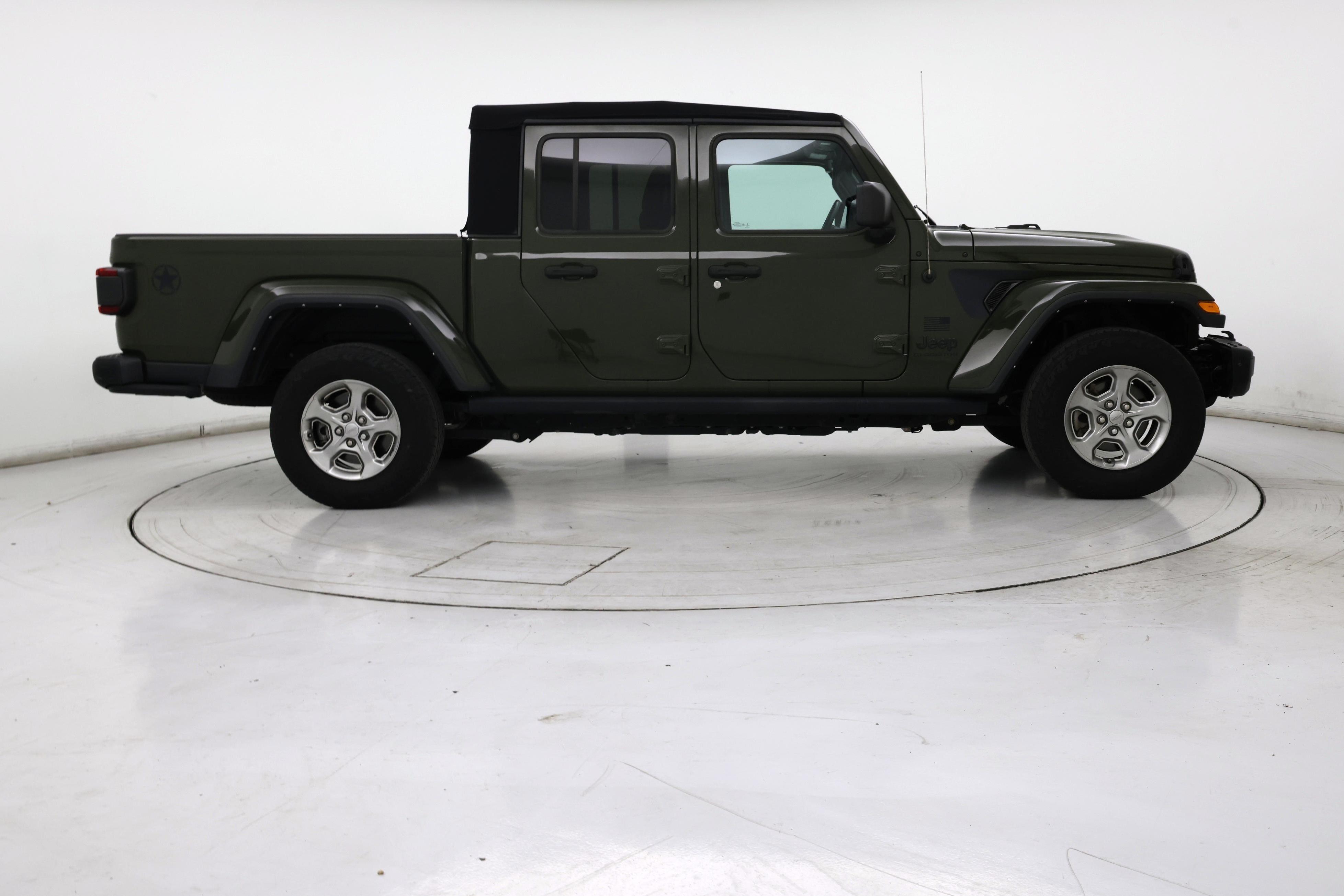 Thumbnail: 2021 Jeep Gladiator - 7