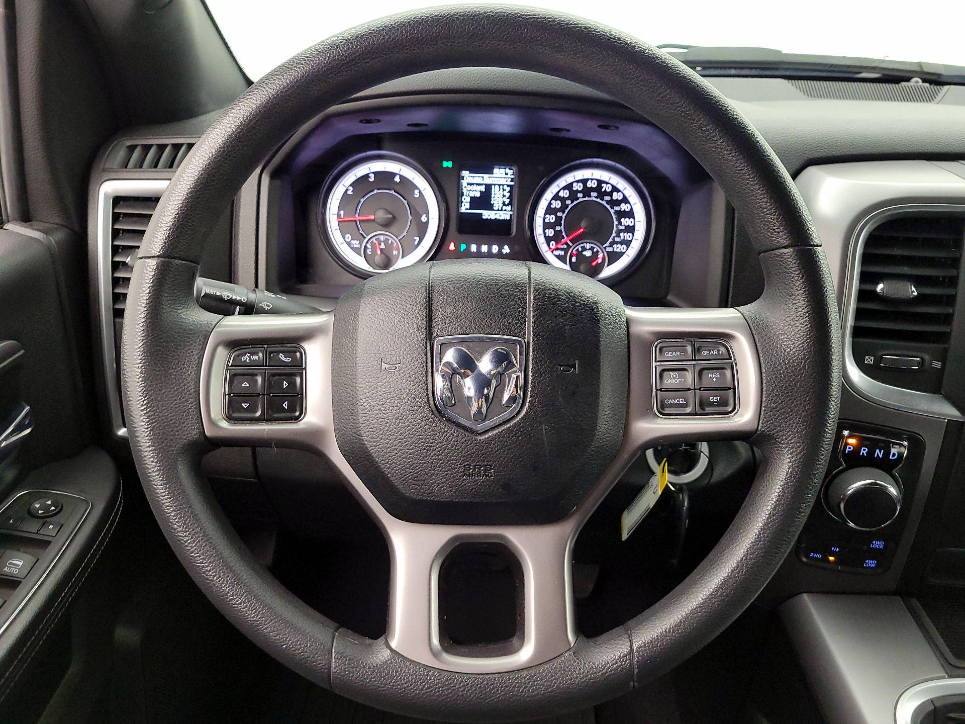 Thumbnail: 2022 RAM 1500 Classic - 10
