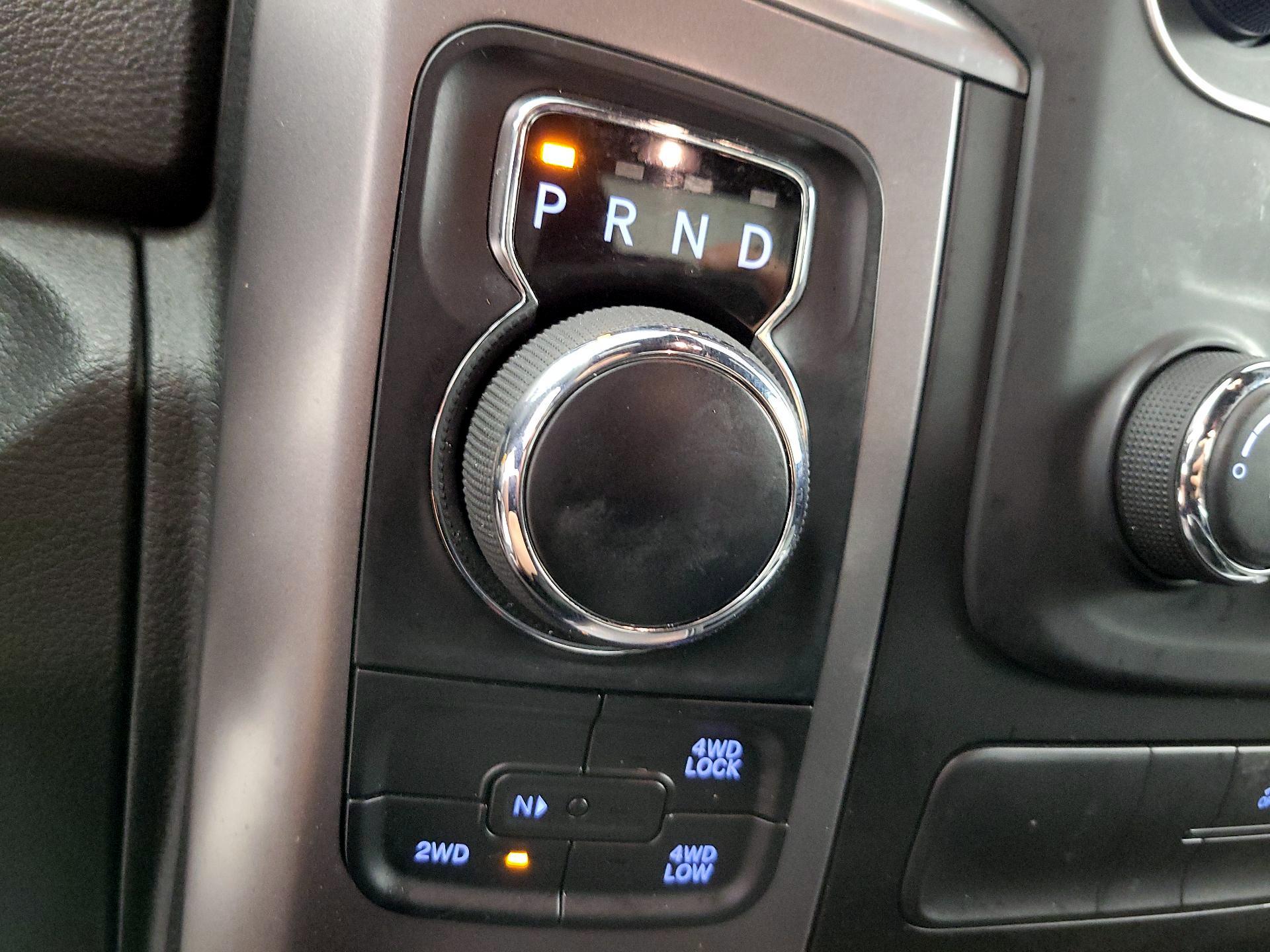 Thumbnail: 2022 RAM 1500 Classic - 17