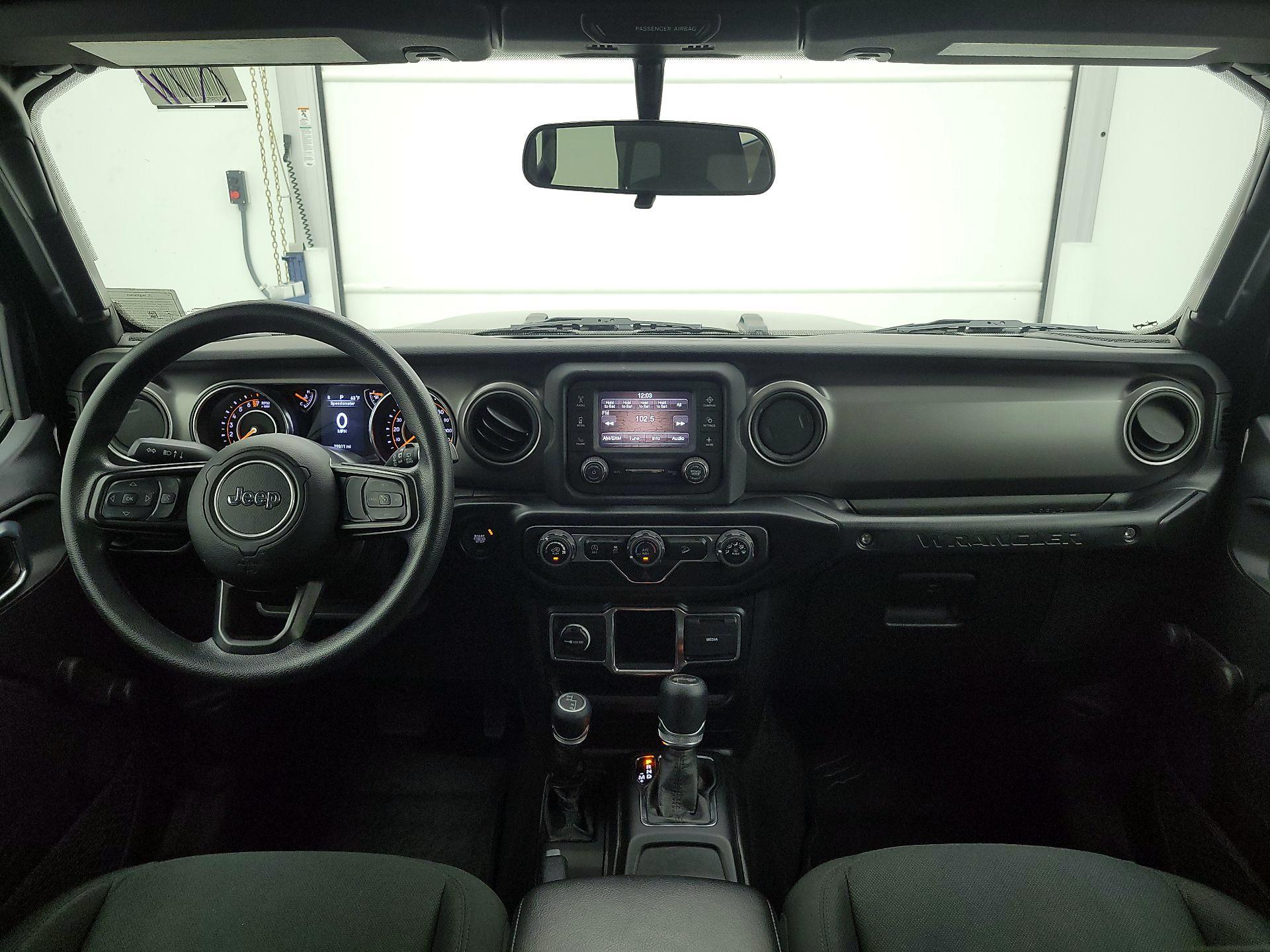 Thumbnail: 2021 Jeep Wrangler - 9