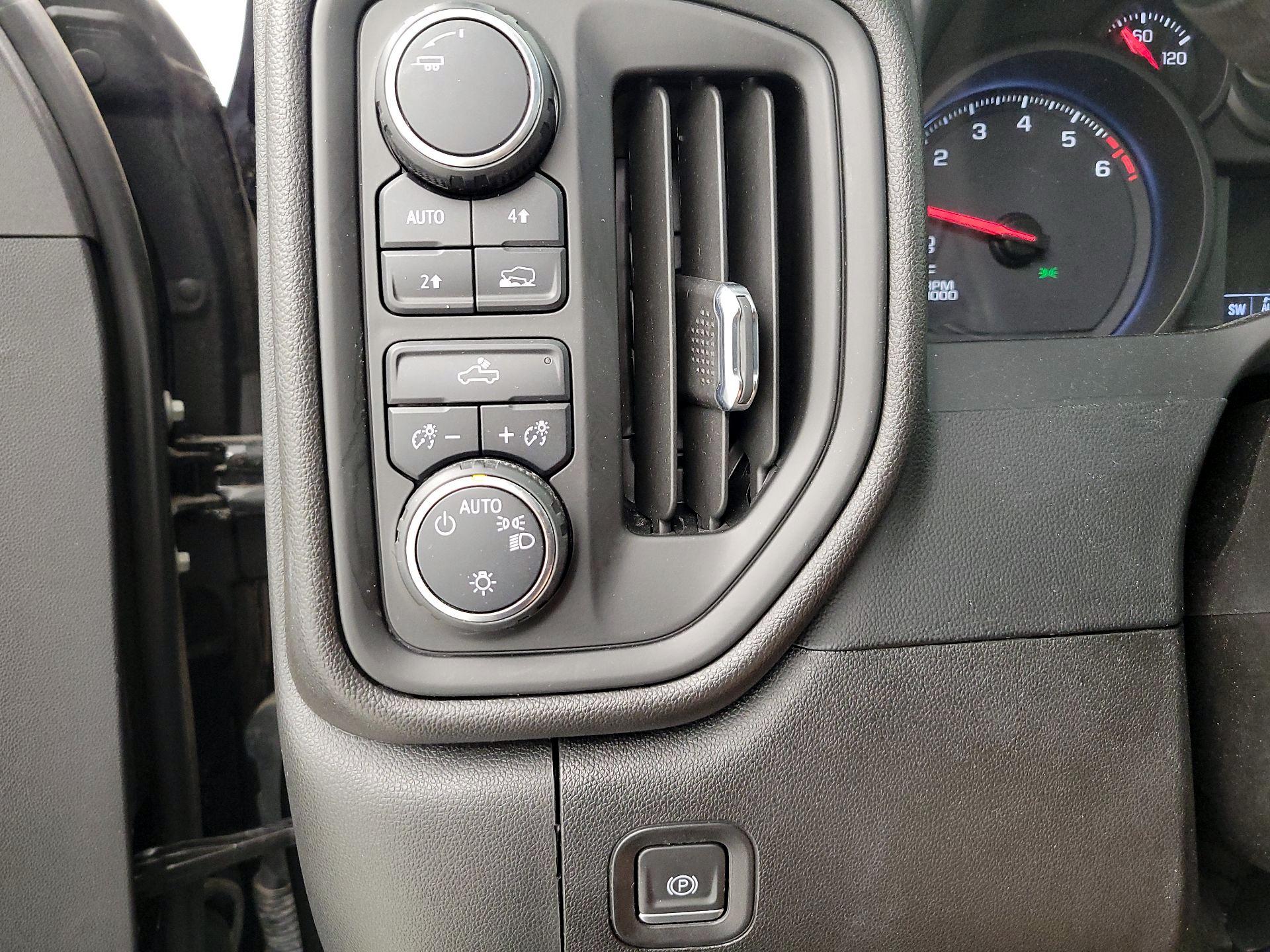 Thumbnail: 2023 Chevrolet Silverado 1500 - 13