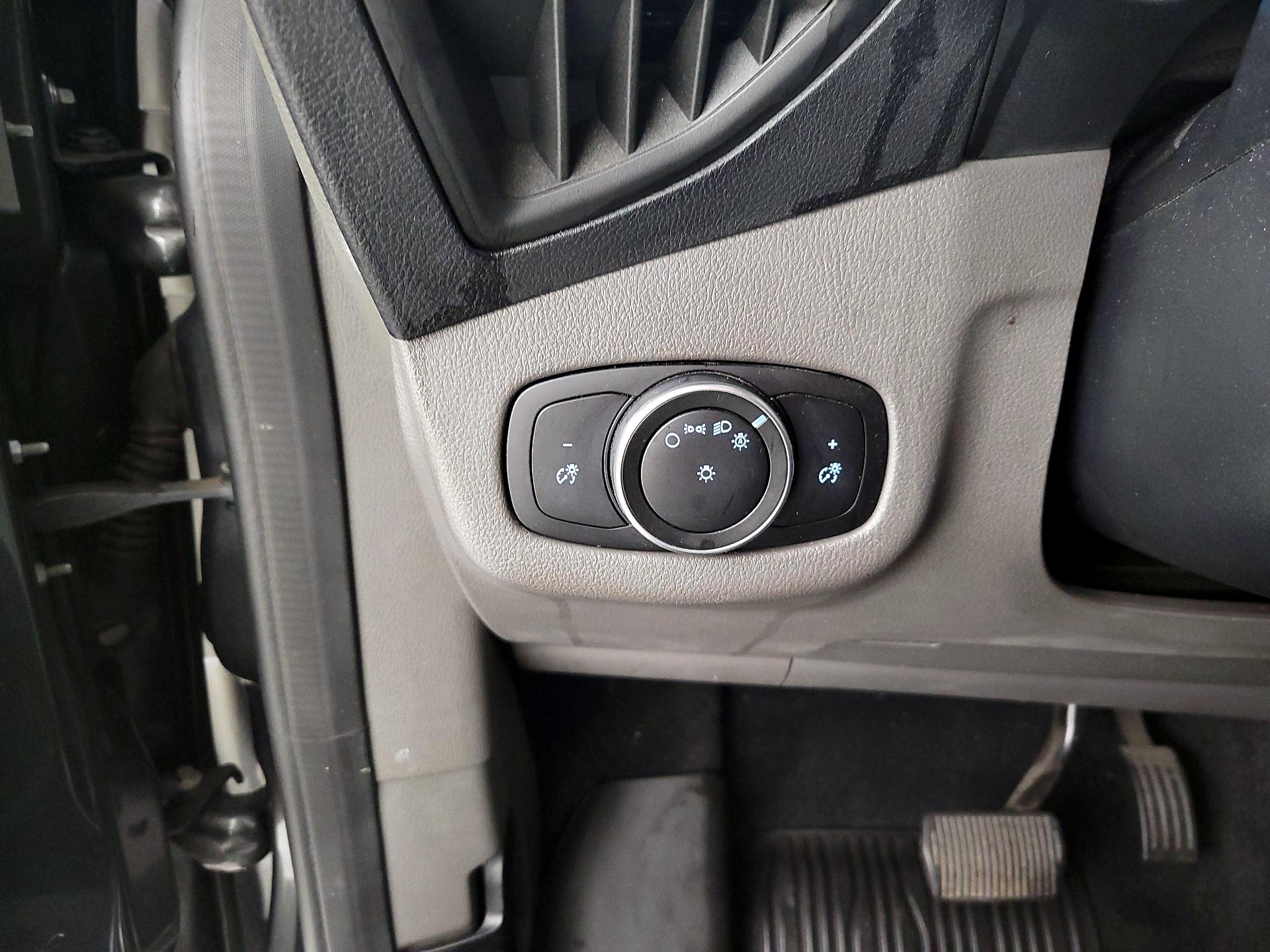 Thumbnail: 2020 Ford Transit Series - 13
