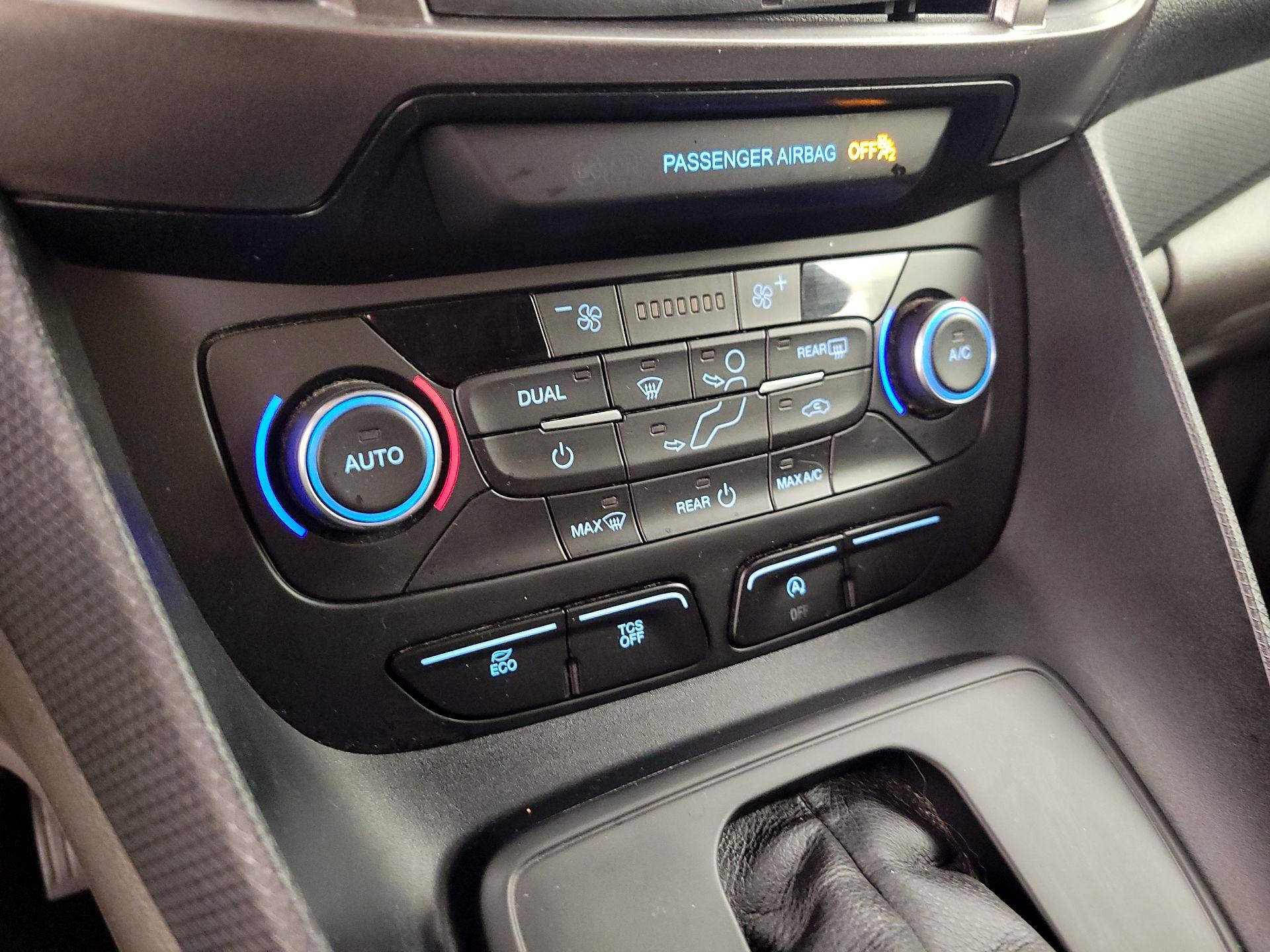 Thumbnail: 2020 Ford Transit Series - 17