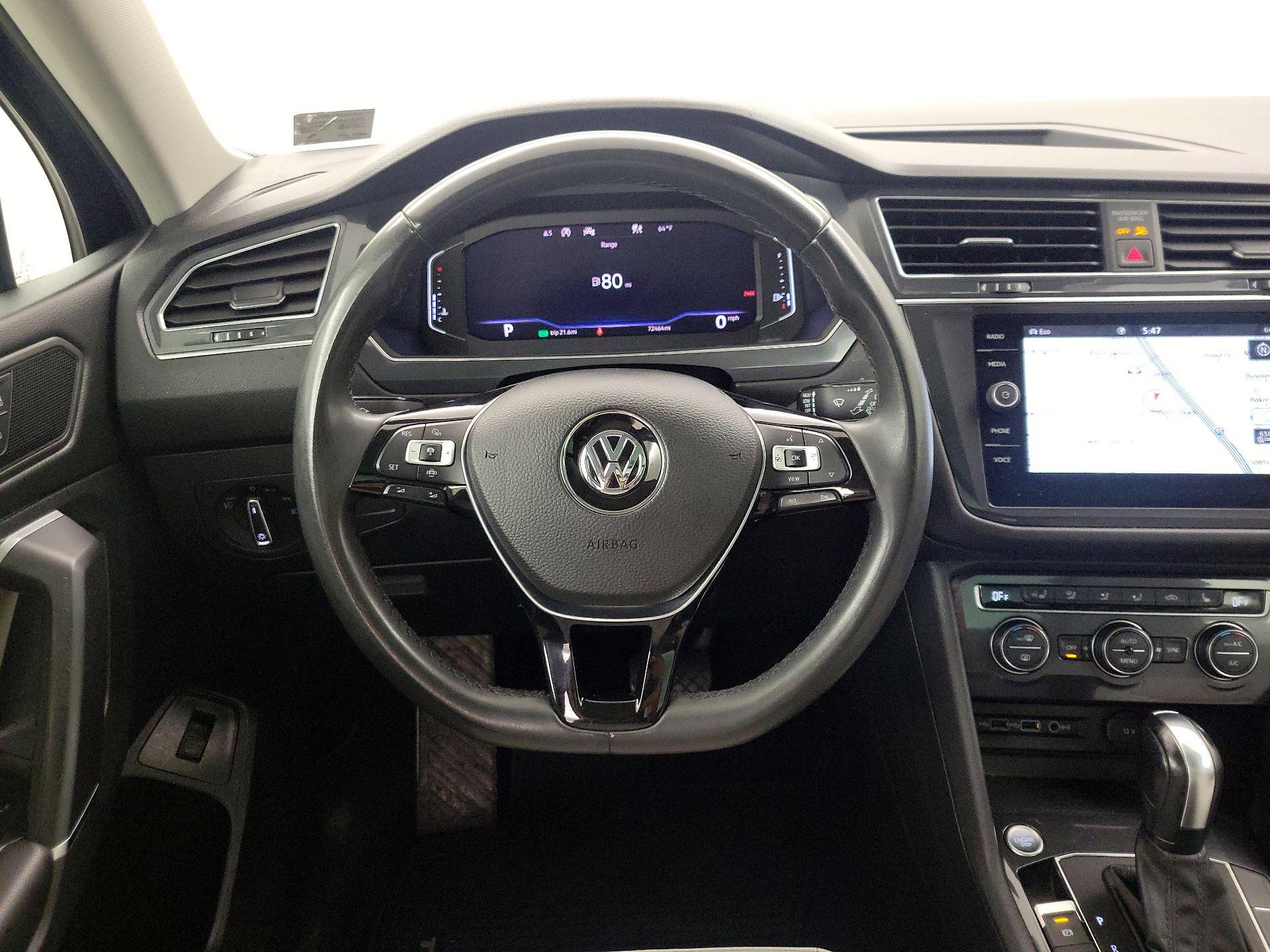 Thumbnail: 2020 Volkswagen Tiguan - 10