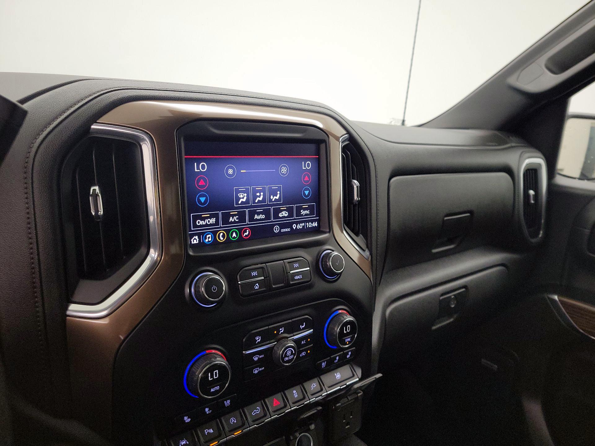 Thumbnail: 2020 Chevrolet Silverado 1500 - 17