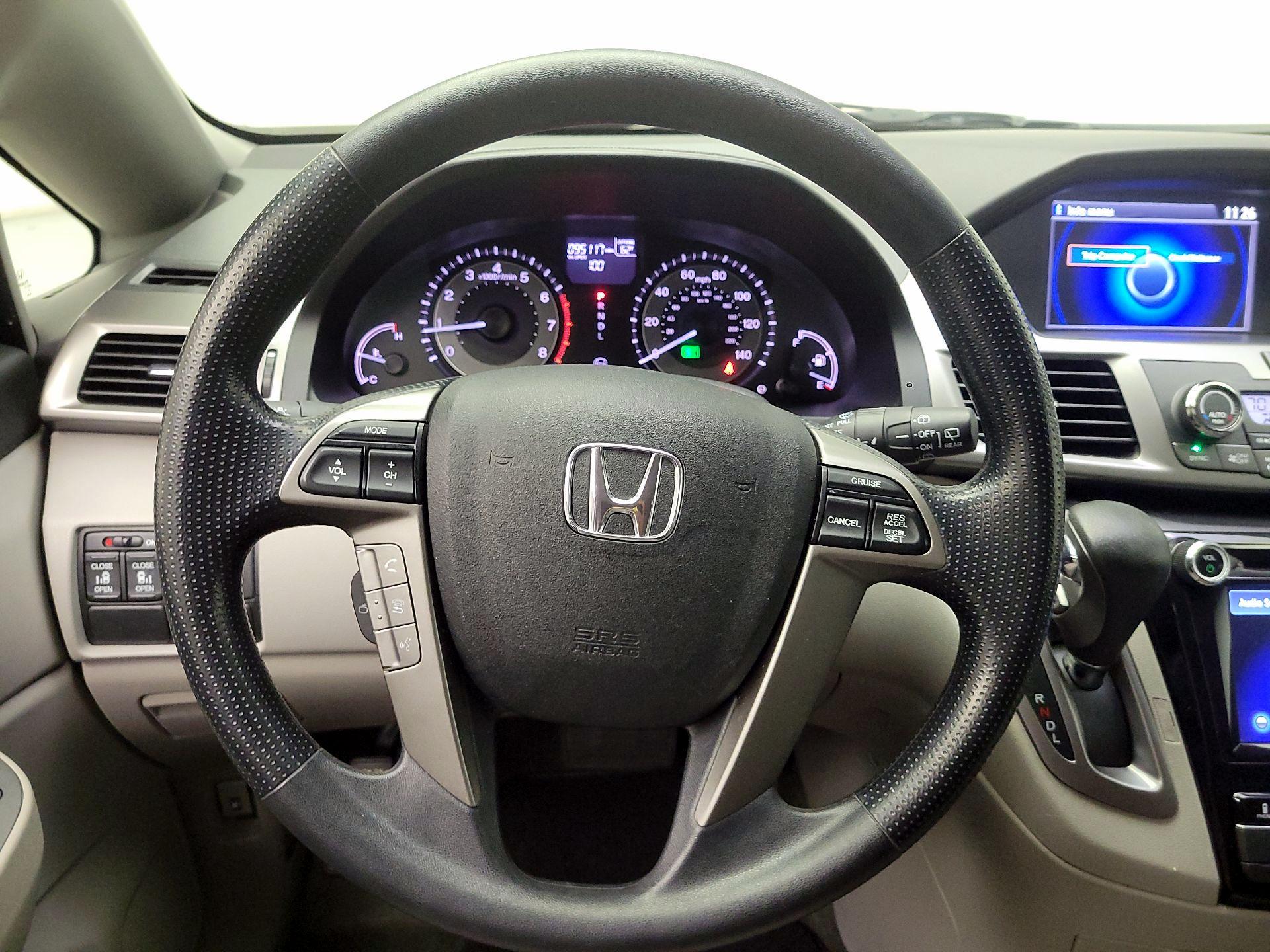 Thumbnail: 2016 Honda Odyssey - 10