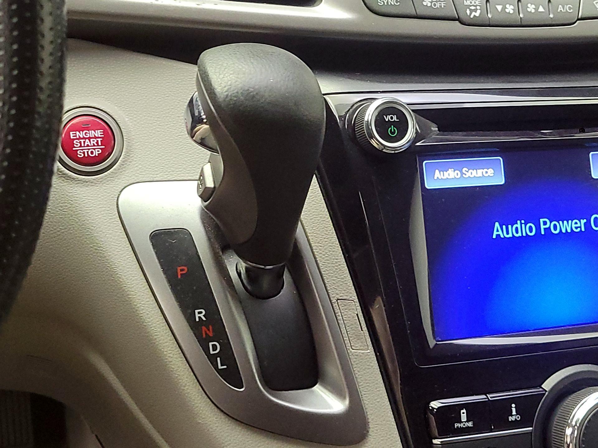 Thumbnail: 2016 Honda Odyssey - 17