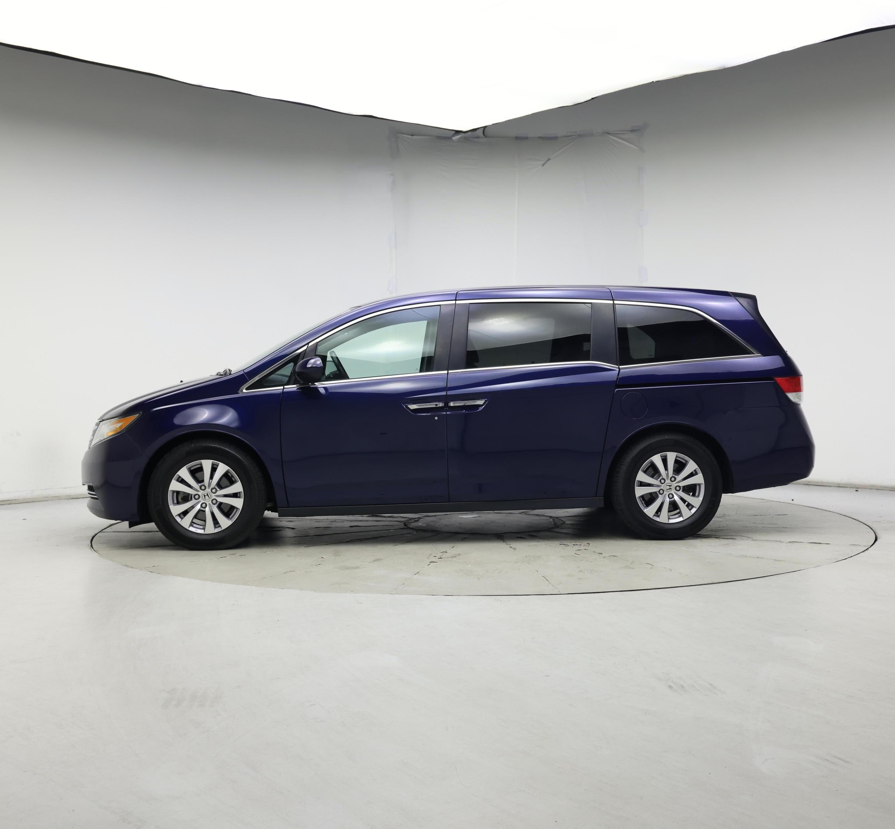 Thumbnail: 2016 Honda Odyssey - 3