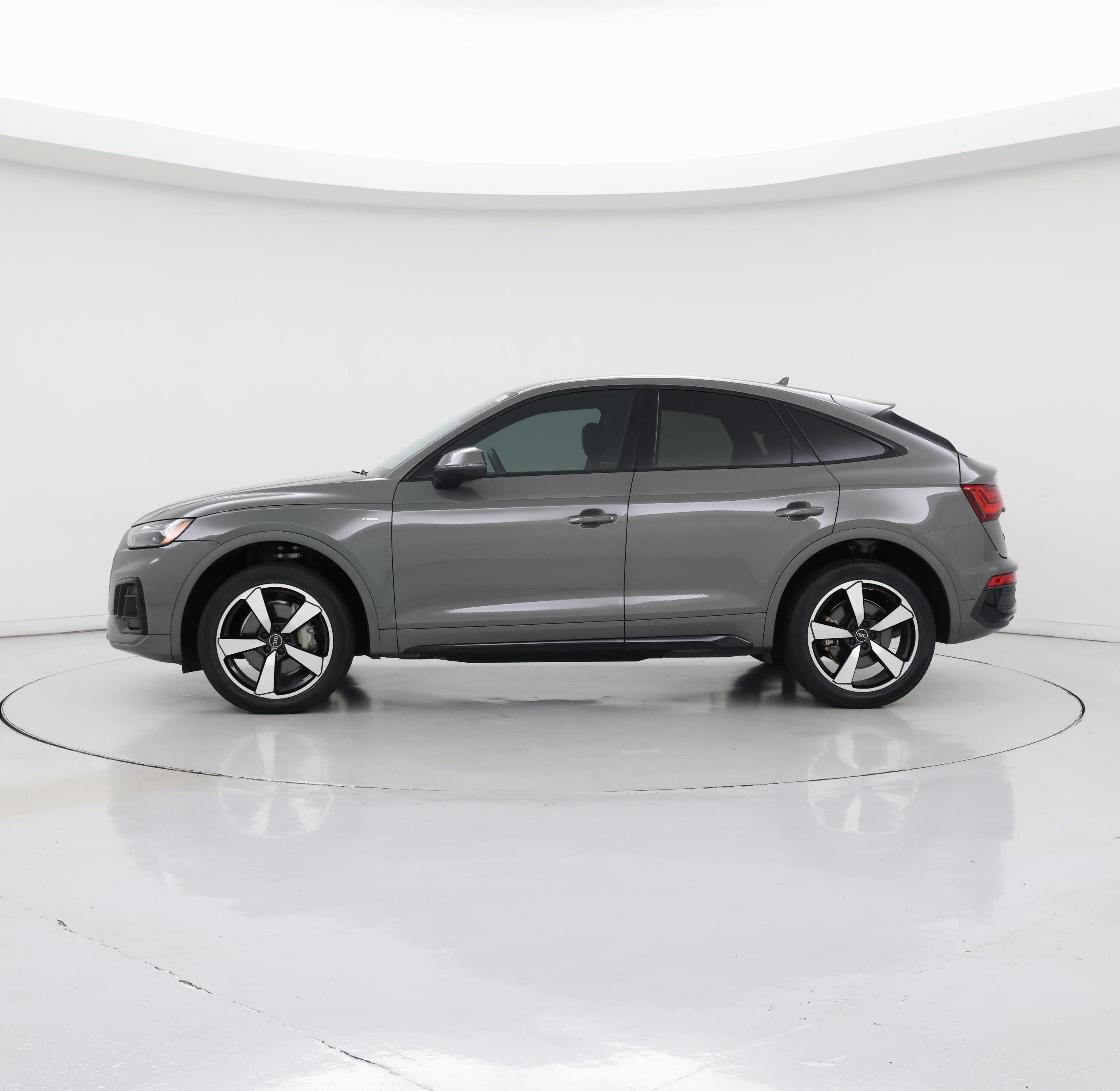 Thumbnail: 2023 Audi Q5 - 3