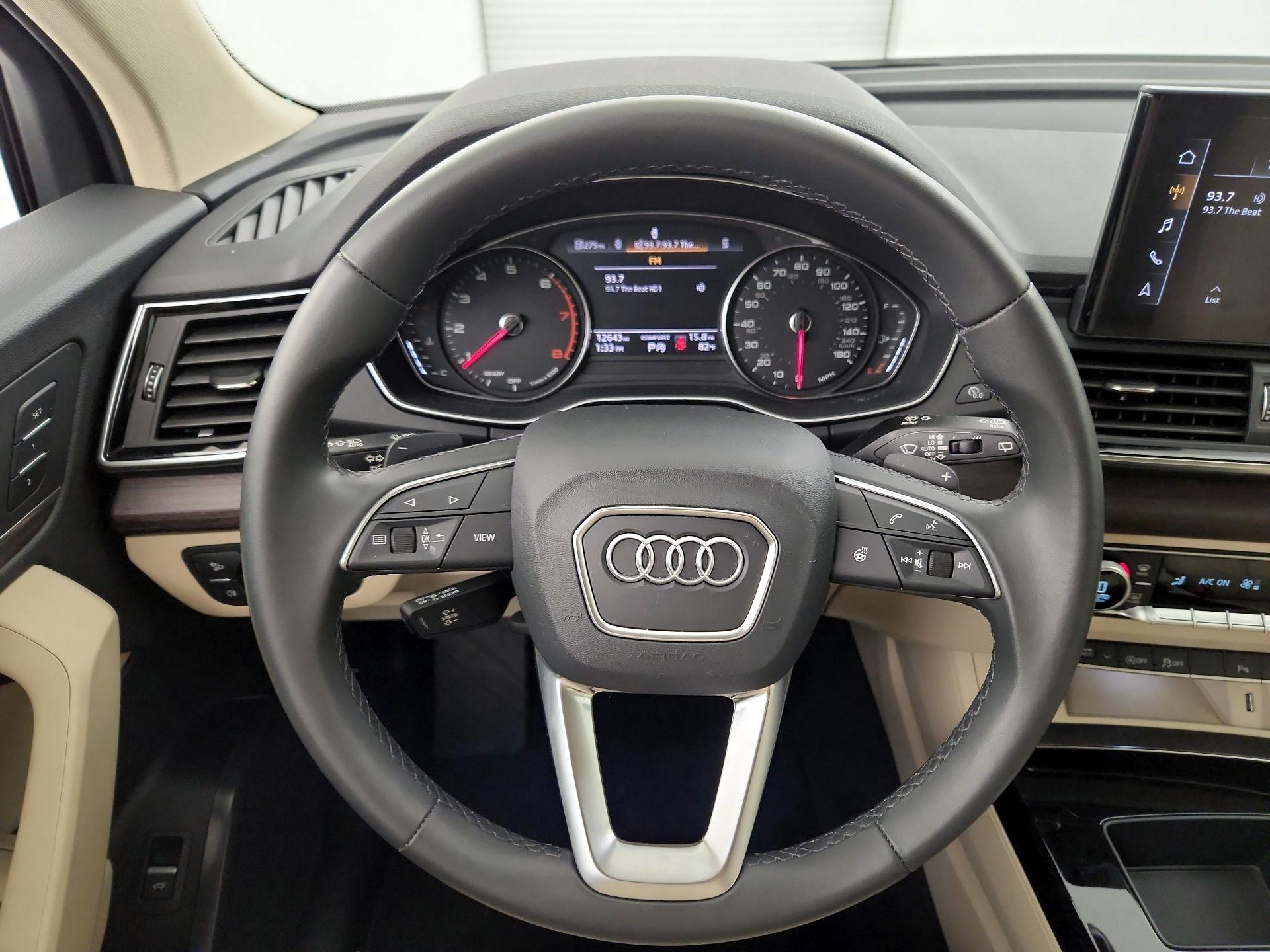 Thumbnail: 2022 Audi Q5 - 10