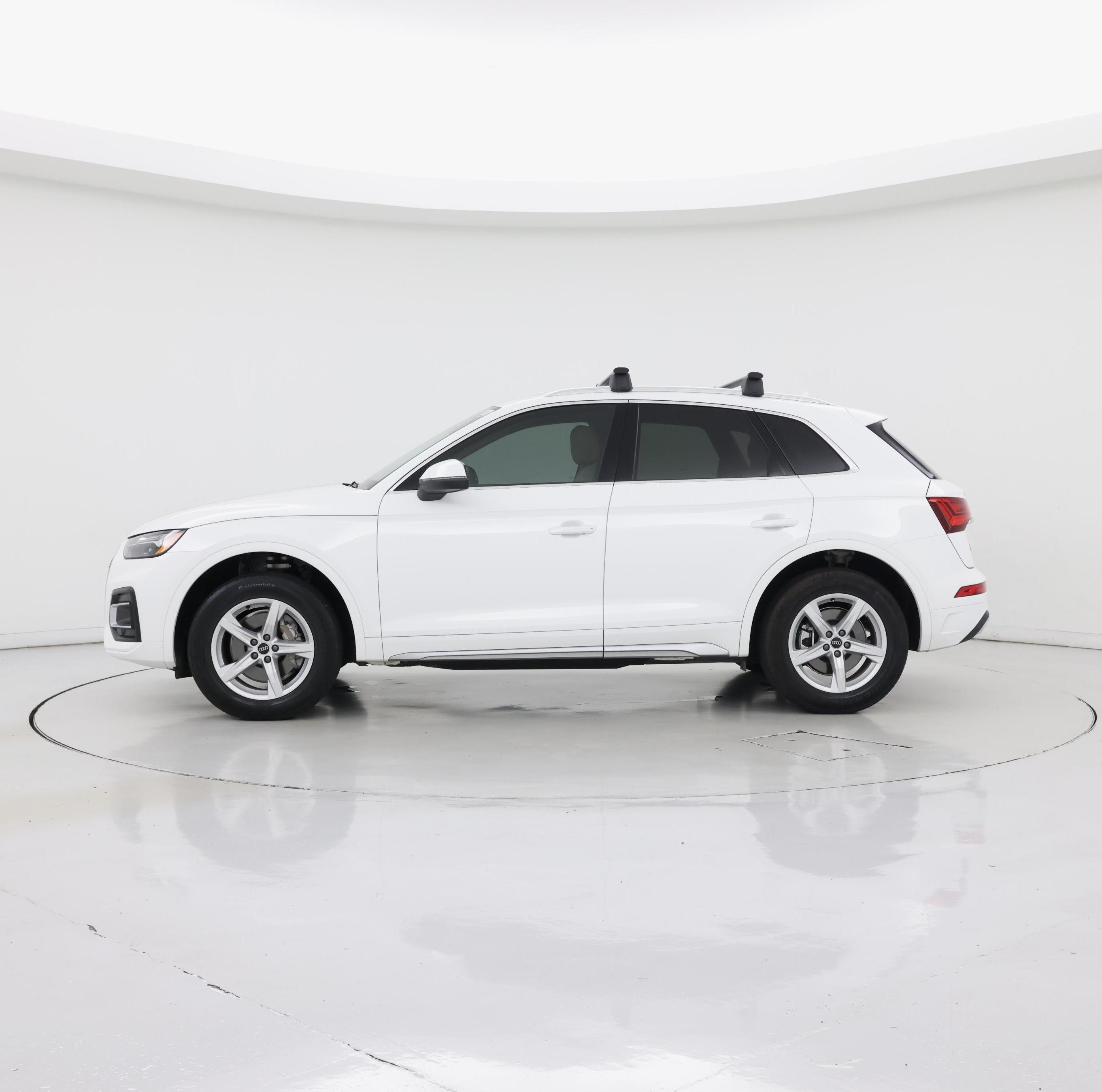 Thumbnail: 2022 Audi Q5 - 3