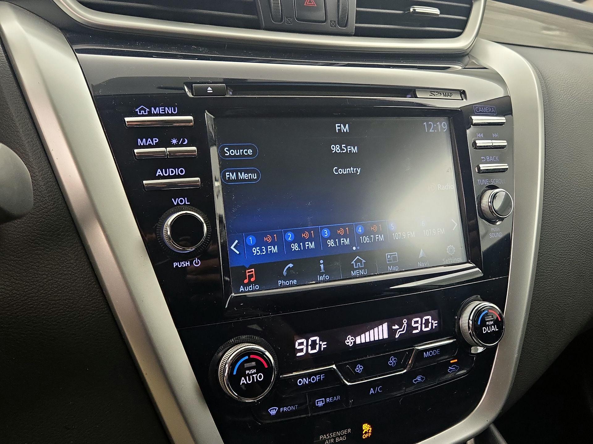 Thumbnail: 2017 Nissan Murano - 16